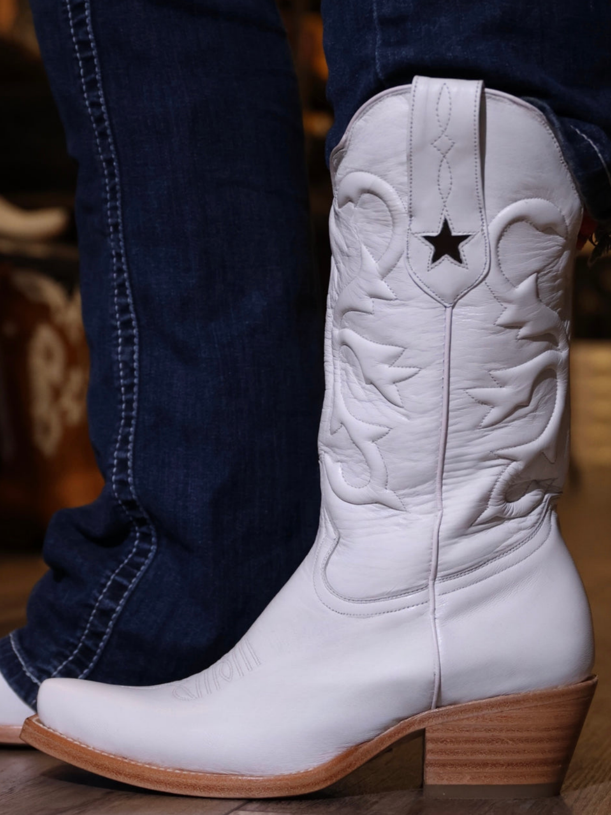 White Snip-Toe Padded Wide Mid Calf Tall Cowgirl Boots