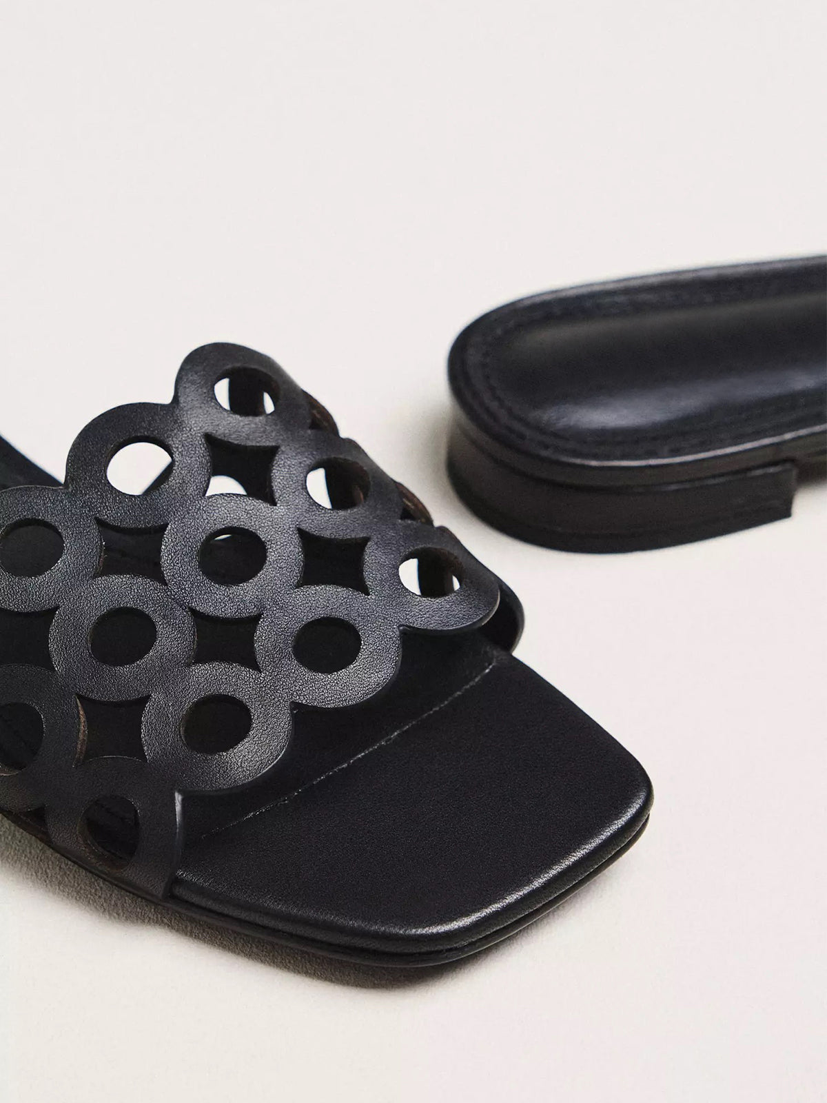 Black Square-Toe Cutout Slide Backless Sandals Flats