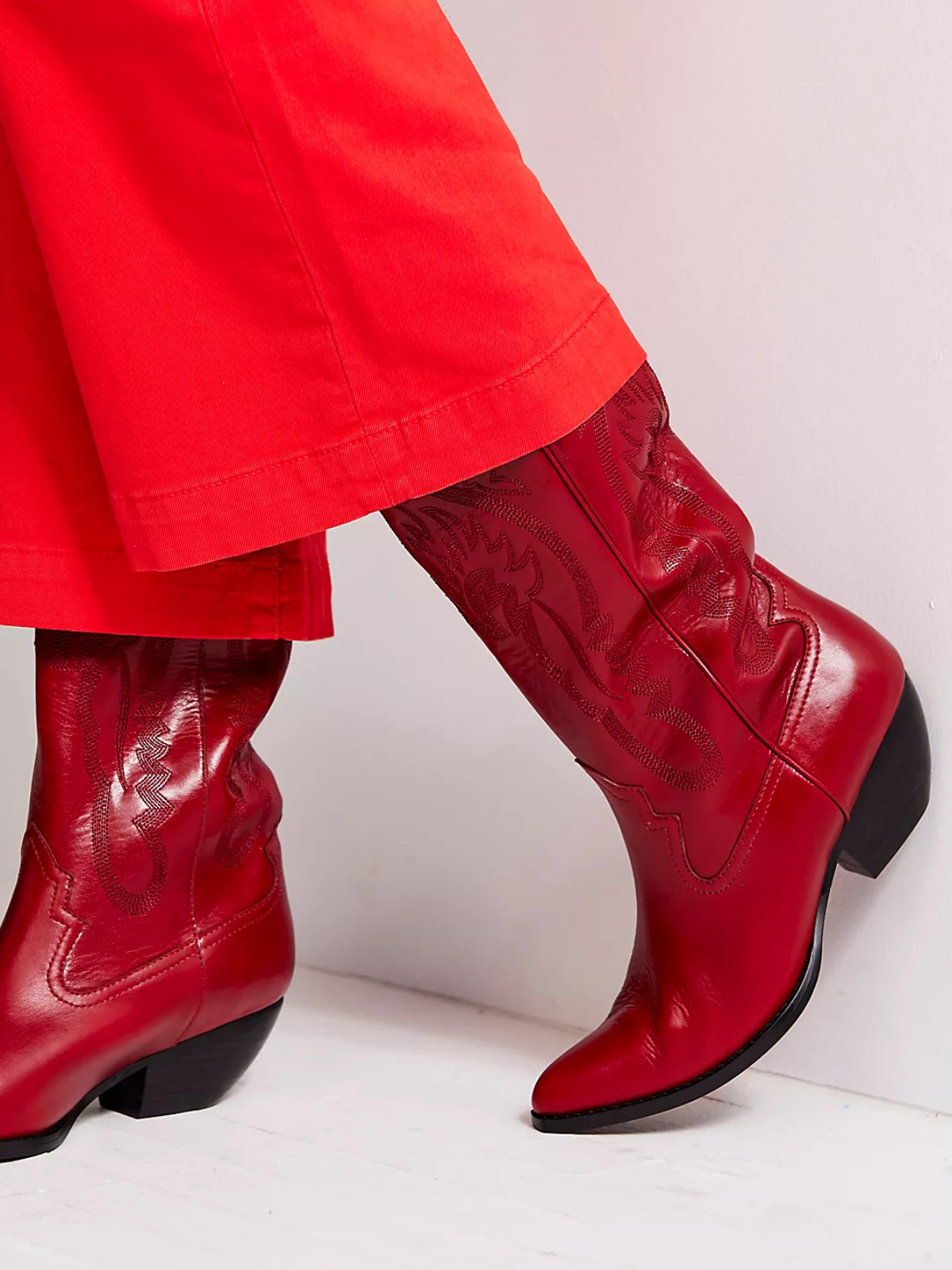 ladies mid calf dress boots Upioiwer Women's marked moulded rubber outsole DREAM PAIRS Mid Calf Pointed