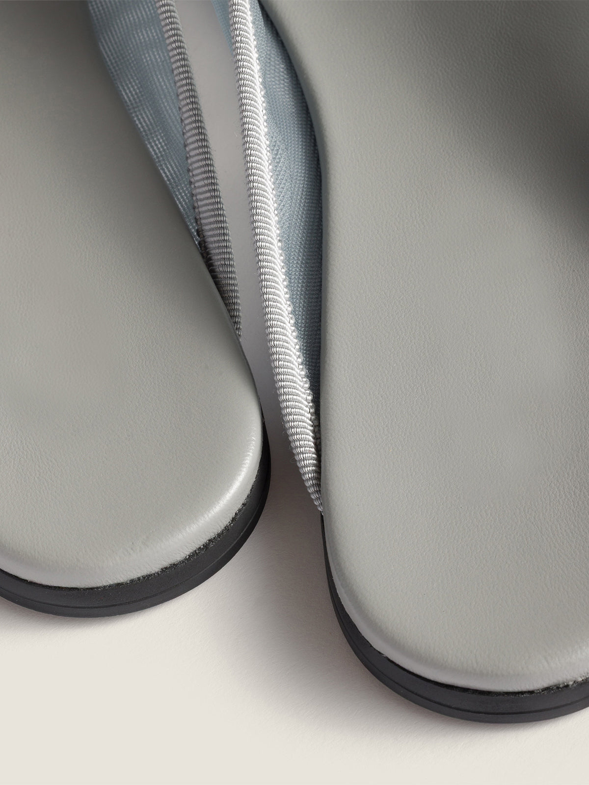 Gray Mesh Round-Toe Backless Slippers Flats