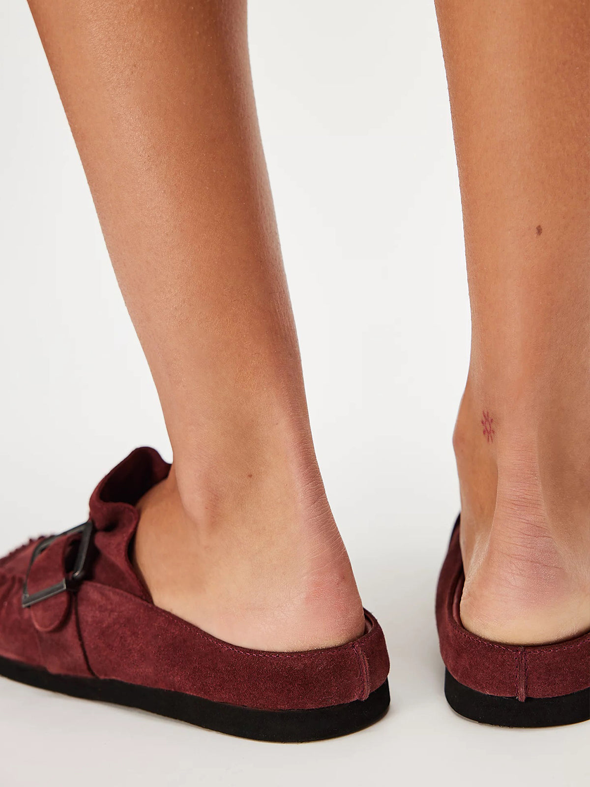 Burgundy Faux Suede Round-Toe Buckle Strap Backless Mules Flats