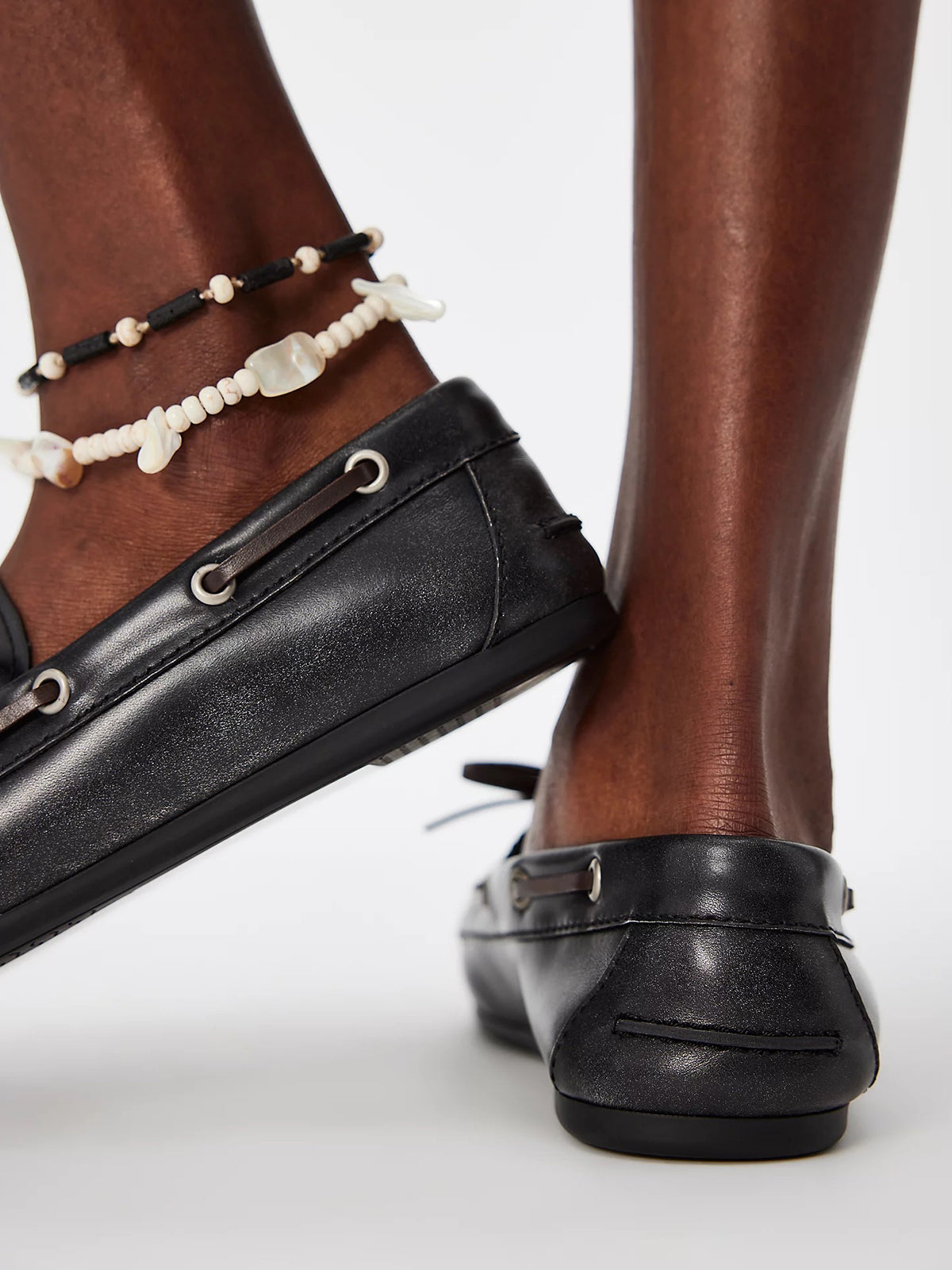 Black Round-Toe Lace-Up Boat Shoes Flats