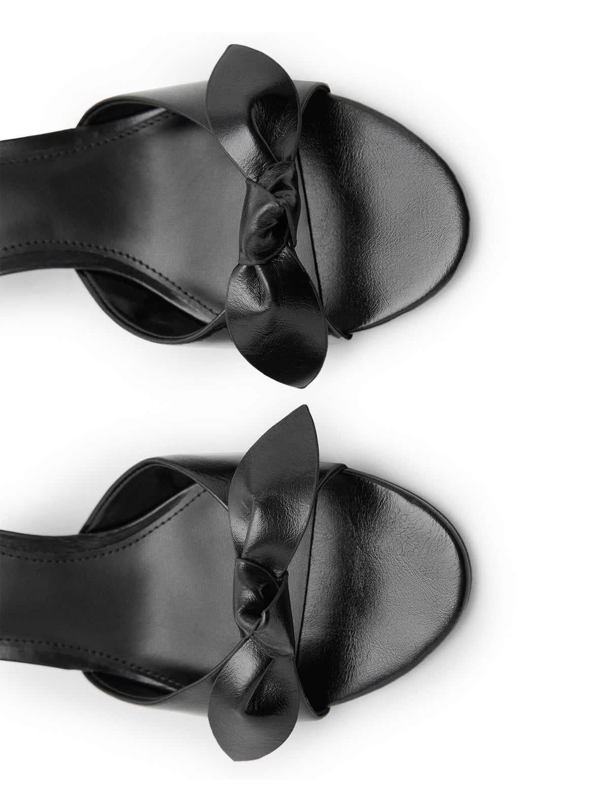 Black Round-Toe Simple Kitten Heels With Bow