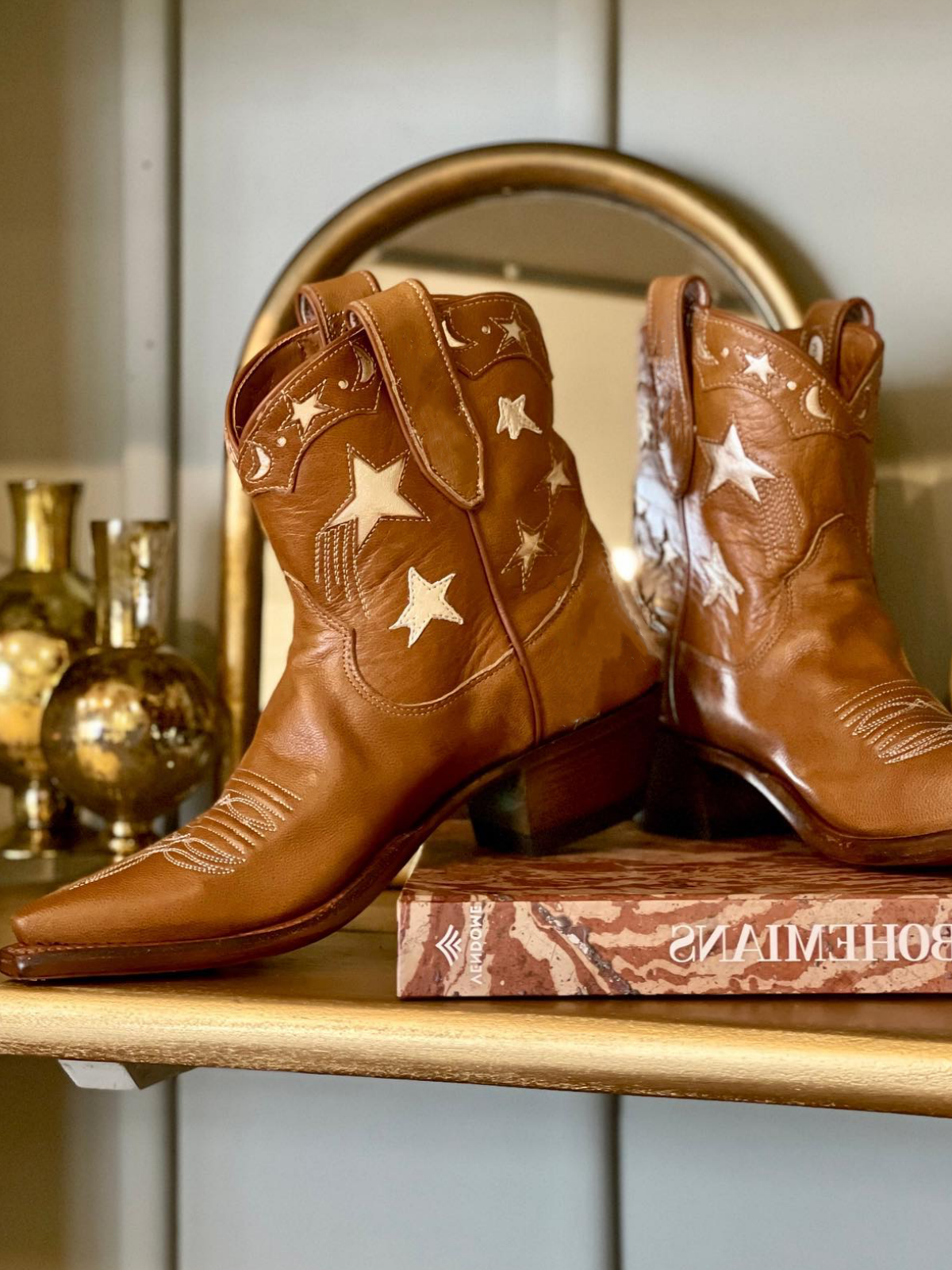 Brown Snip-Toe Cowgirl Ankle Booties With Metallic Pale Gold Star Inlay And Applique