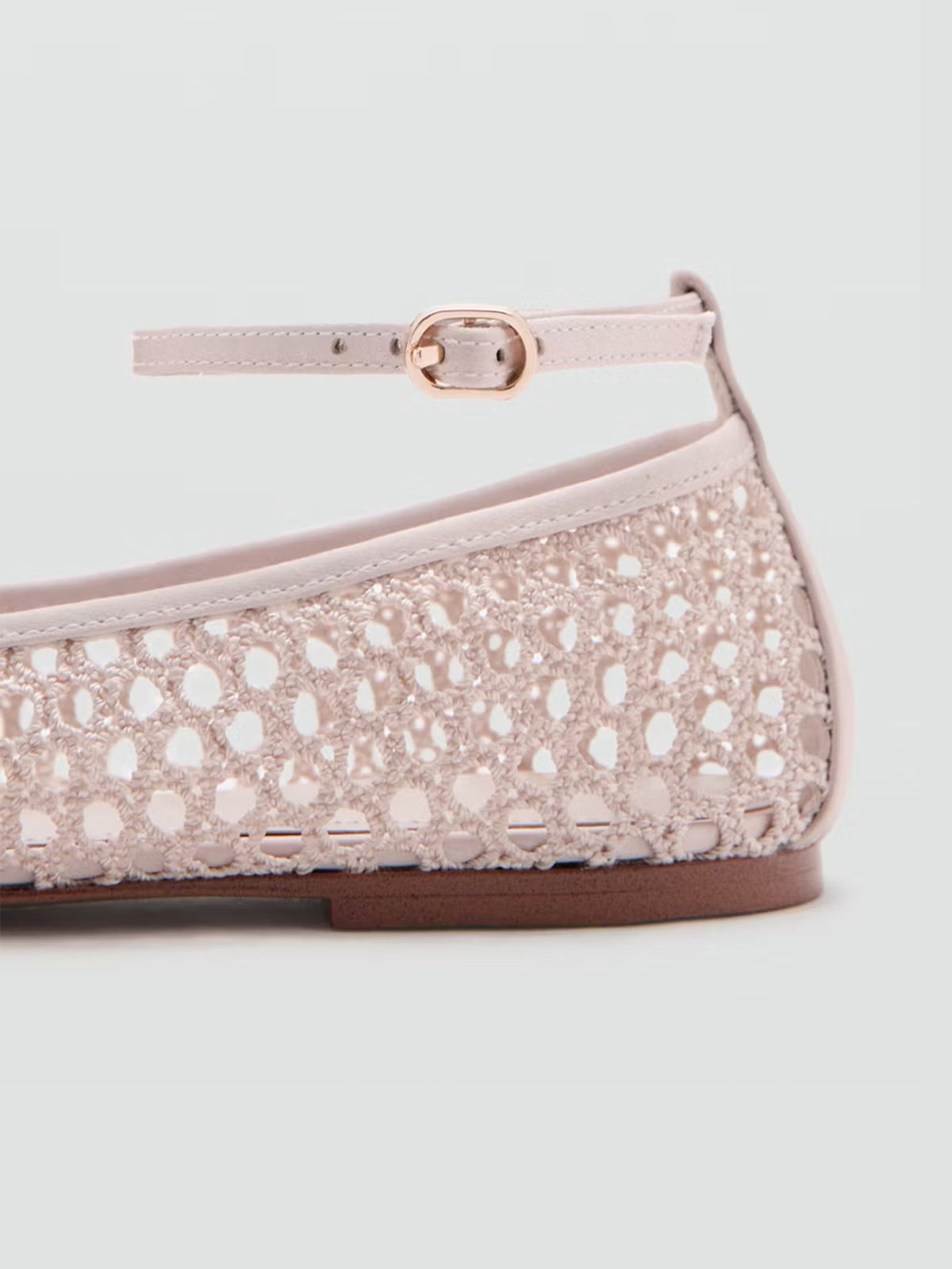 Ivory Mesh Round-Toe Classic Ankle Strap Simple Flats