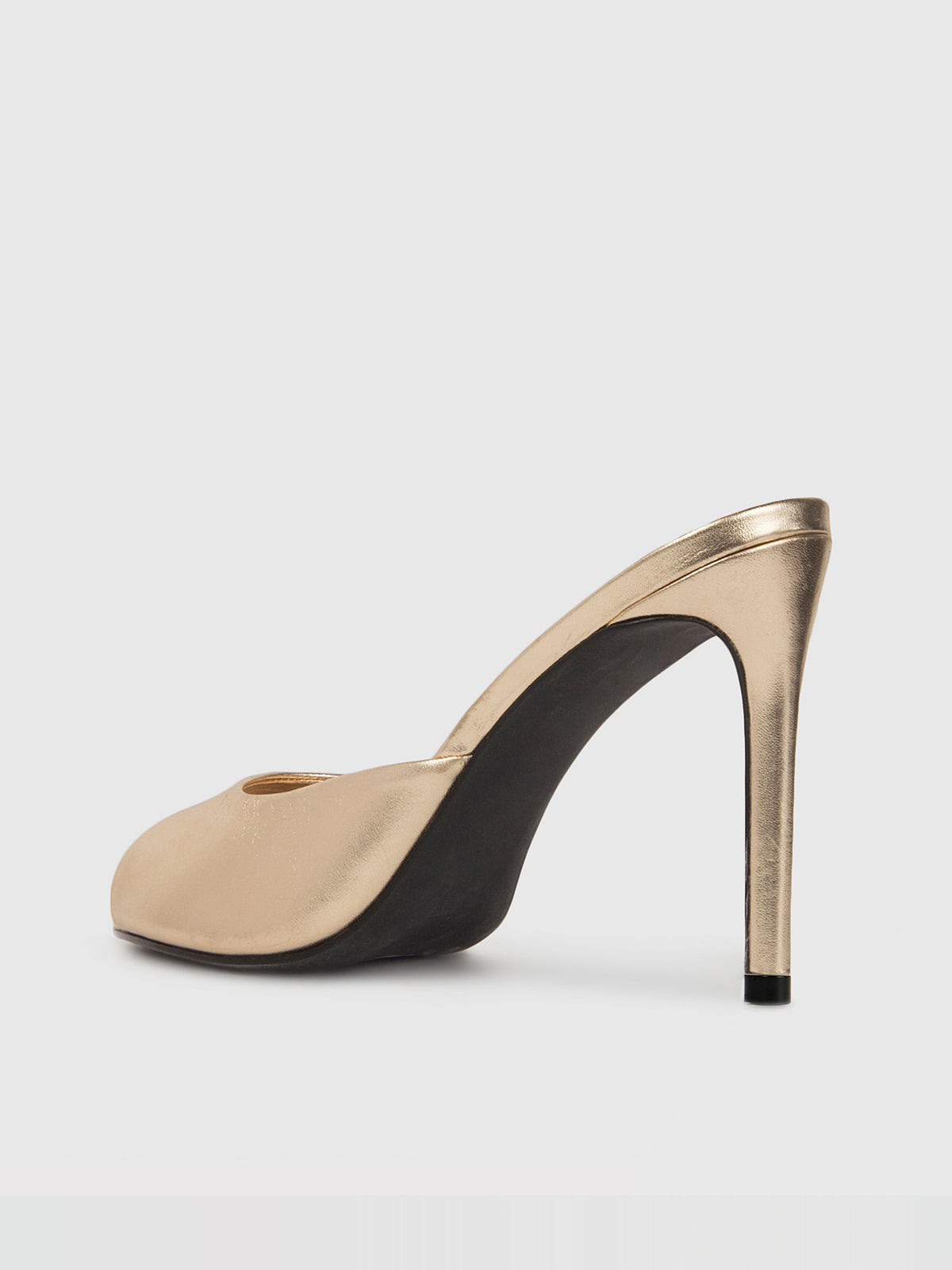 Metallic Gold Round-Toe Simple High Heels