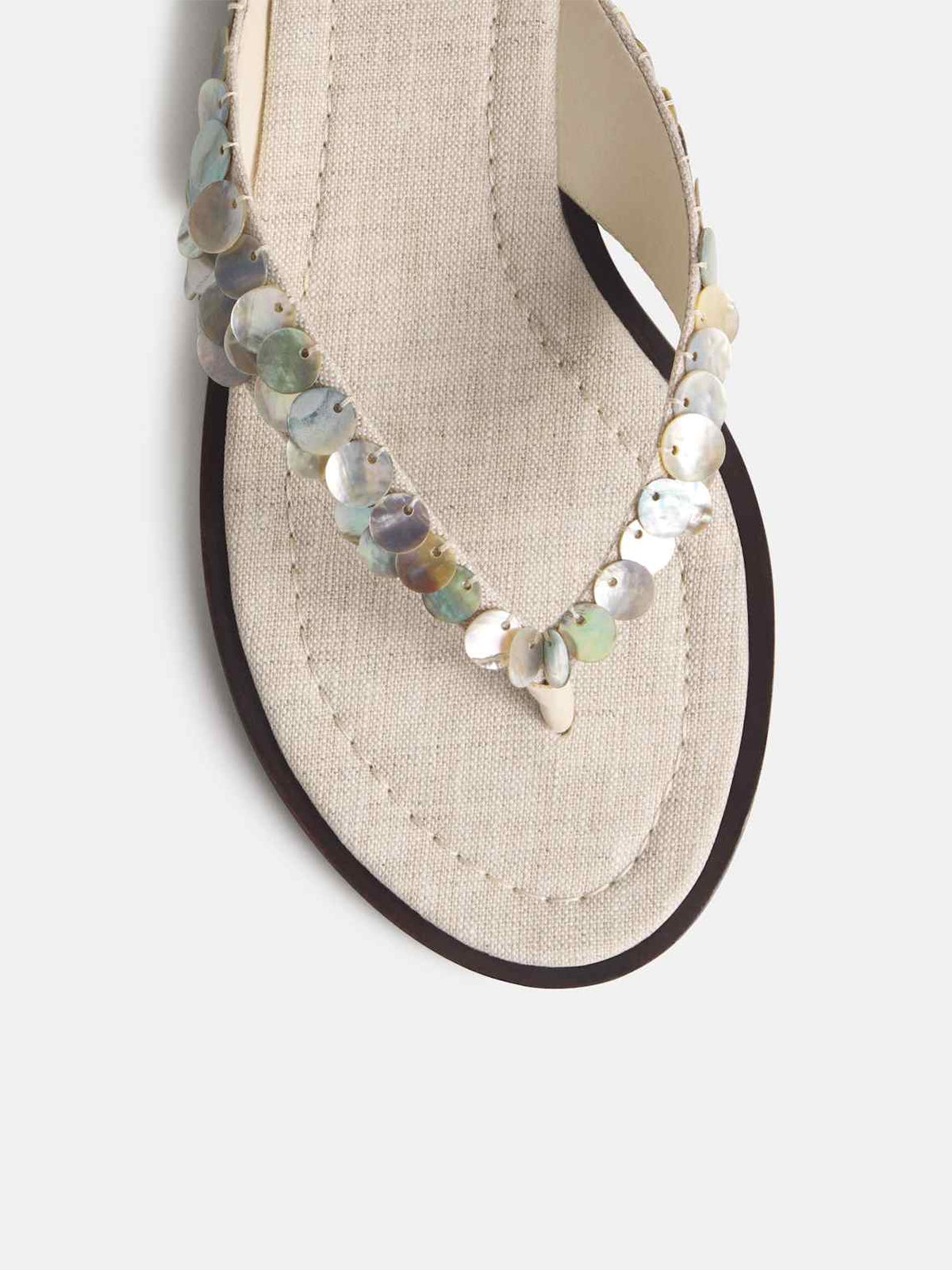 Silver Canvas Round-Toe Flip-Flop Slip-On Flats Sandals