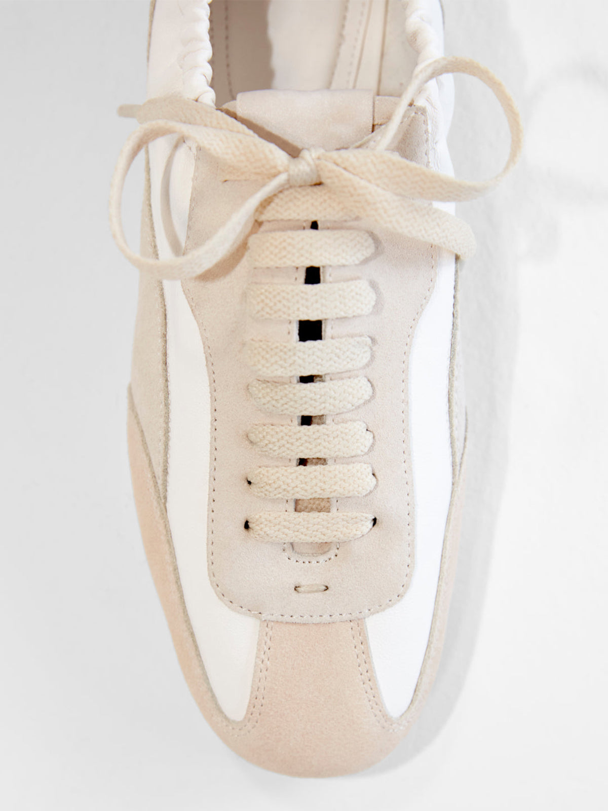 Cream Round-Toe Lace-Up Classic Sneakers Flats