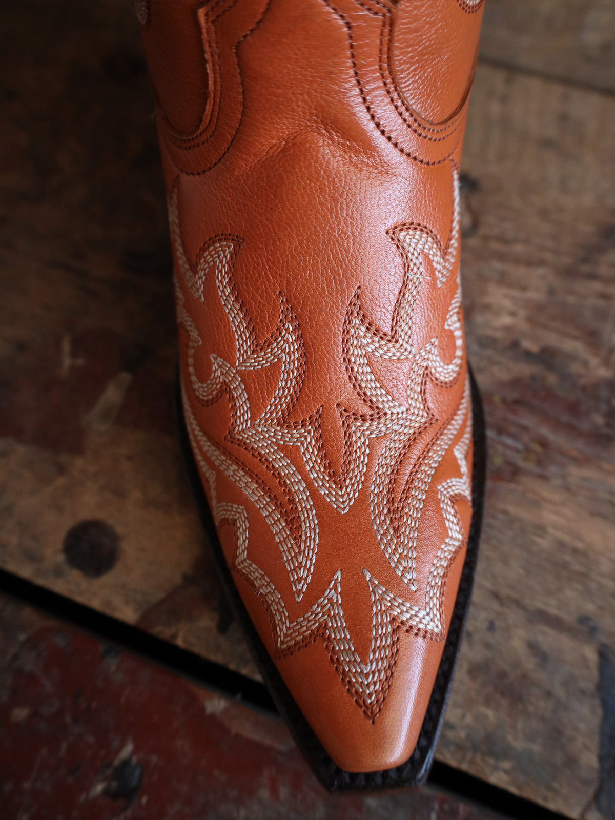 Cognac Snip-Toe Classic Embroidery Western Mid Calf Cowgirl Boots
