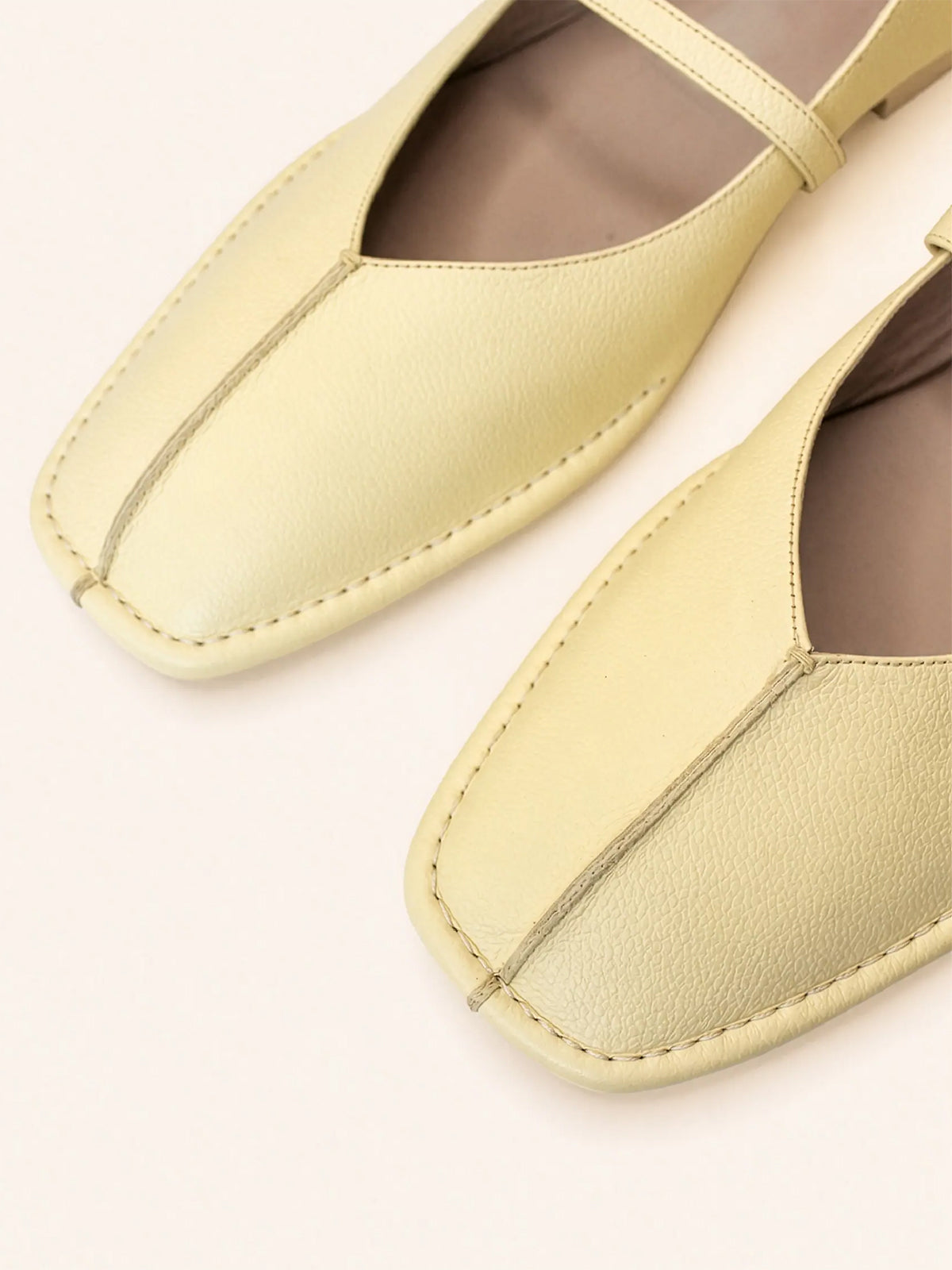Yellow Square-Toe Buckle Middle And Ankle Strap Chic Flats