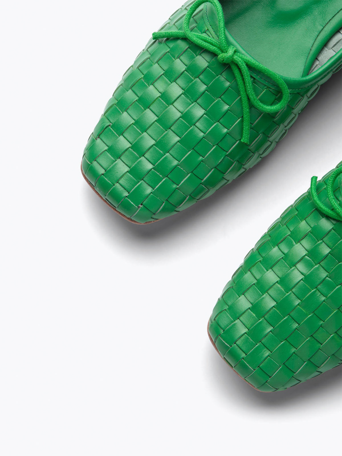 Vegan Leather Woven Square-Toe Bow Ballet Flats - Green