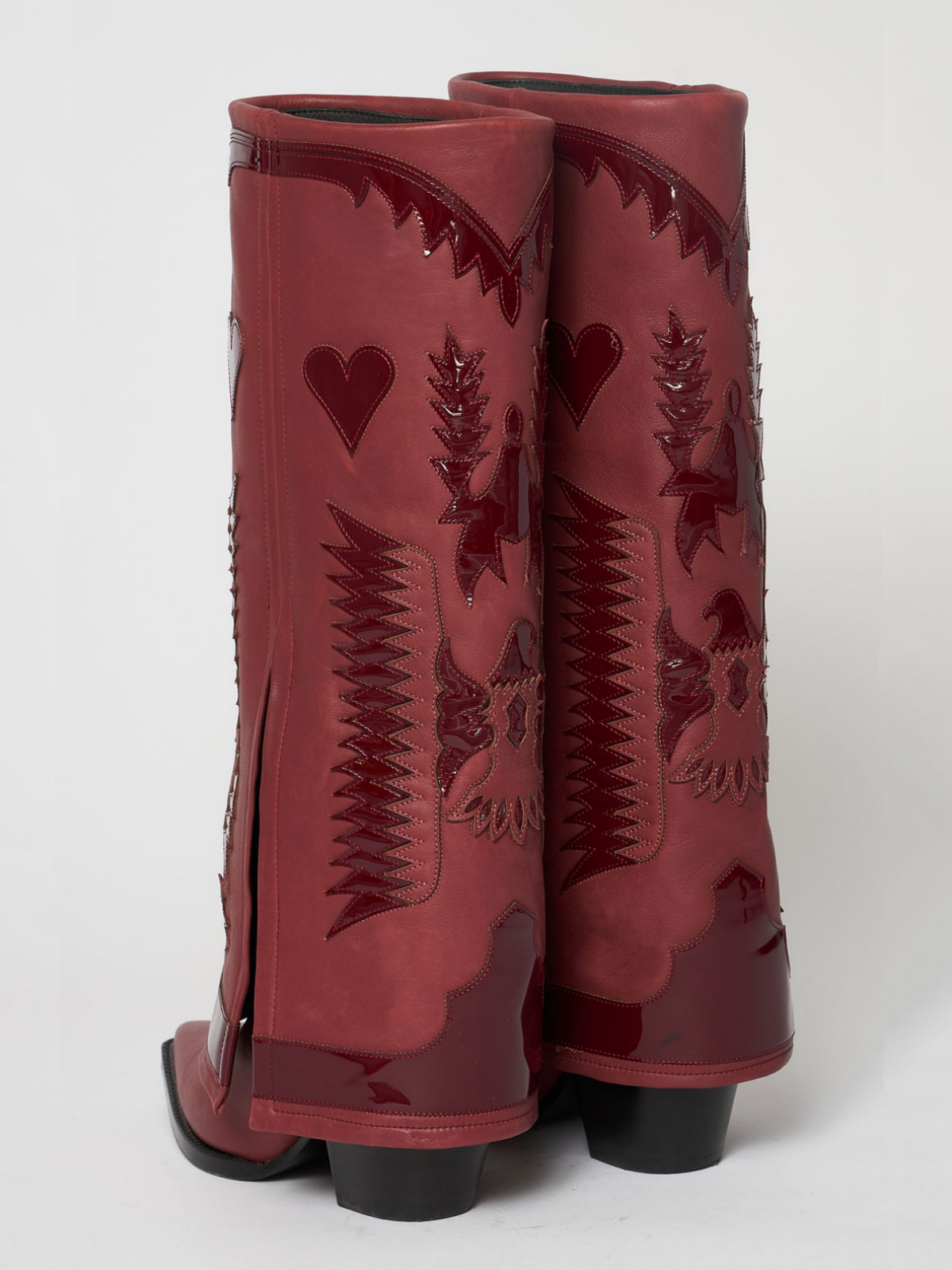 Fold-Over Panel Eagle And Heart Applique Snip-Toe Knee High Boots - Burgundy