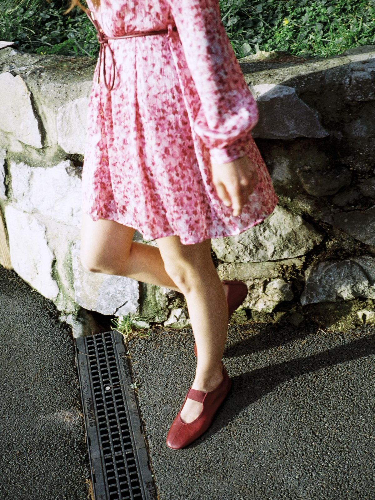 Burgundy Red Square-Toe Front Strap Back Pull Tab Ballet Flats – Fuchsia Boots