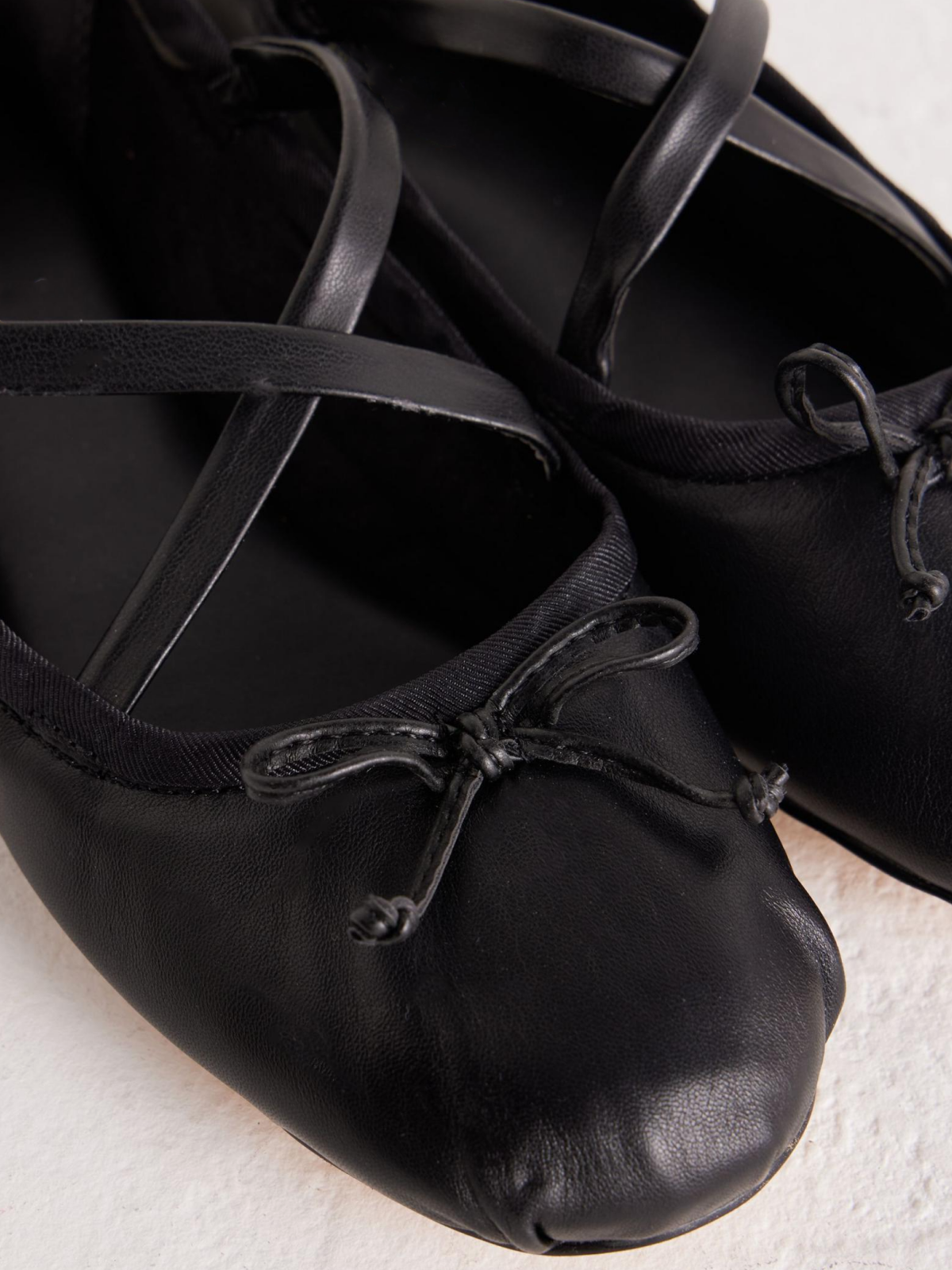 Black Vegan Leather Ballerina Flats With Crossed Buckled Strap