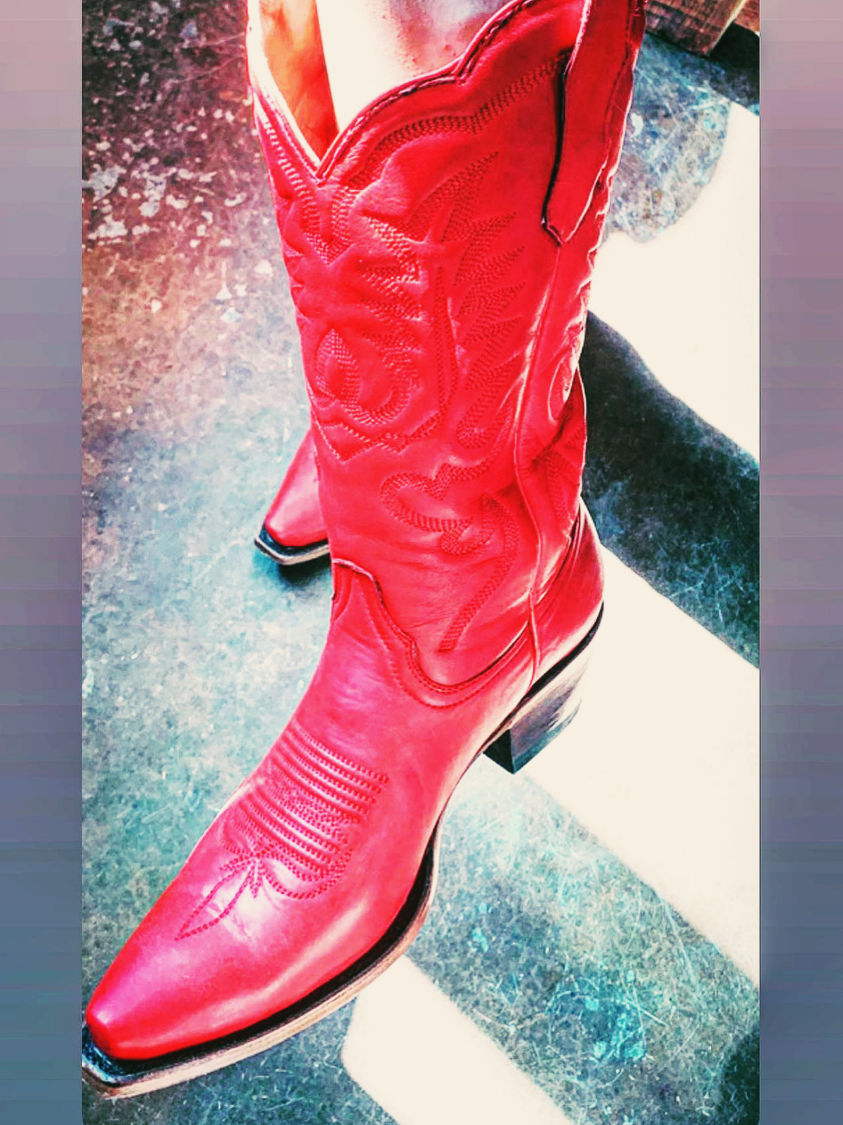 Red Embroidered Snip-Toe Mid Calf Western Boots Wide Calf Cowgirl Boots