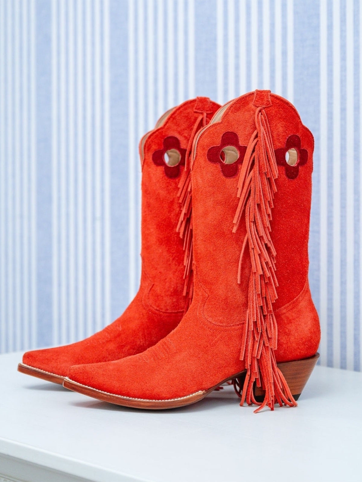 Red Pointed-Toe Side Fringes And Cutout Mid Calf Cowgirl Boots
