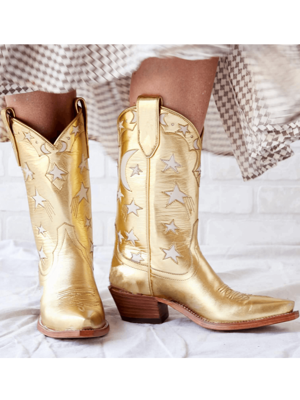 Metallic Gold Snip-Toe White Stars Inlay Wide Mid Calf Cowgirl Boots