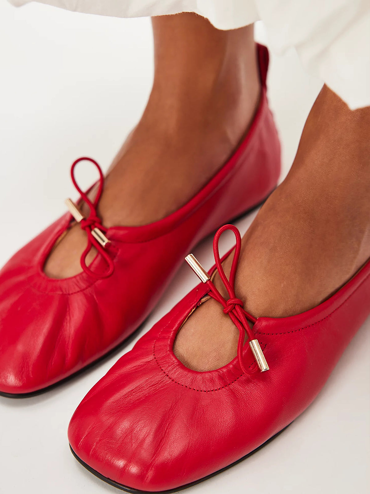 Red Square-Toe Slip-On Classic Flats With Bow