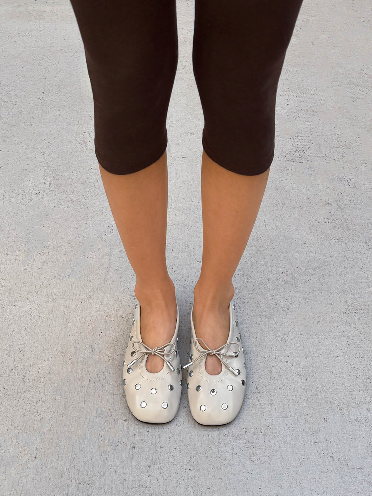 Ivory Square-Toe Full Studs And Front Bow Chic Ballet Flats