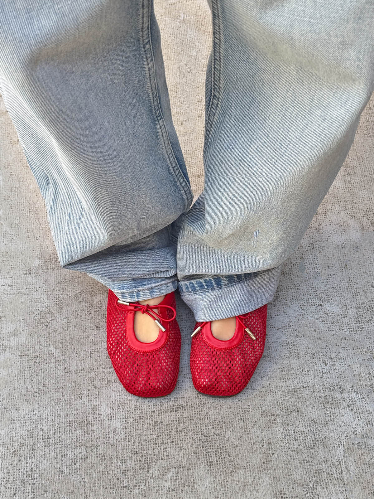 Red Mesh And Vegan Leather Square-Toe Middle Bow Ballet Flats