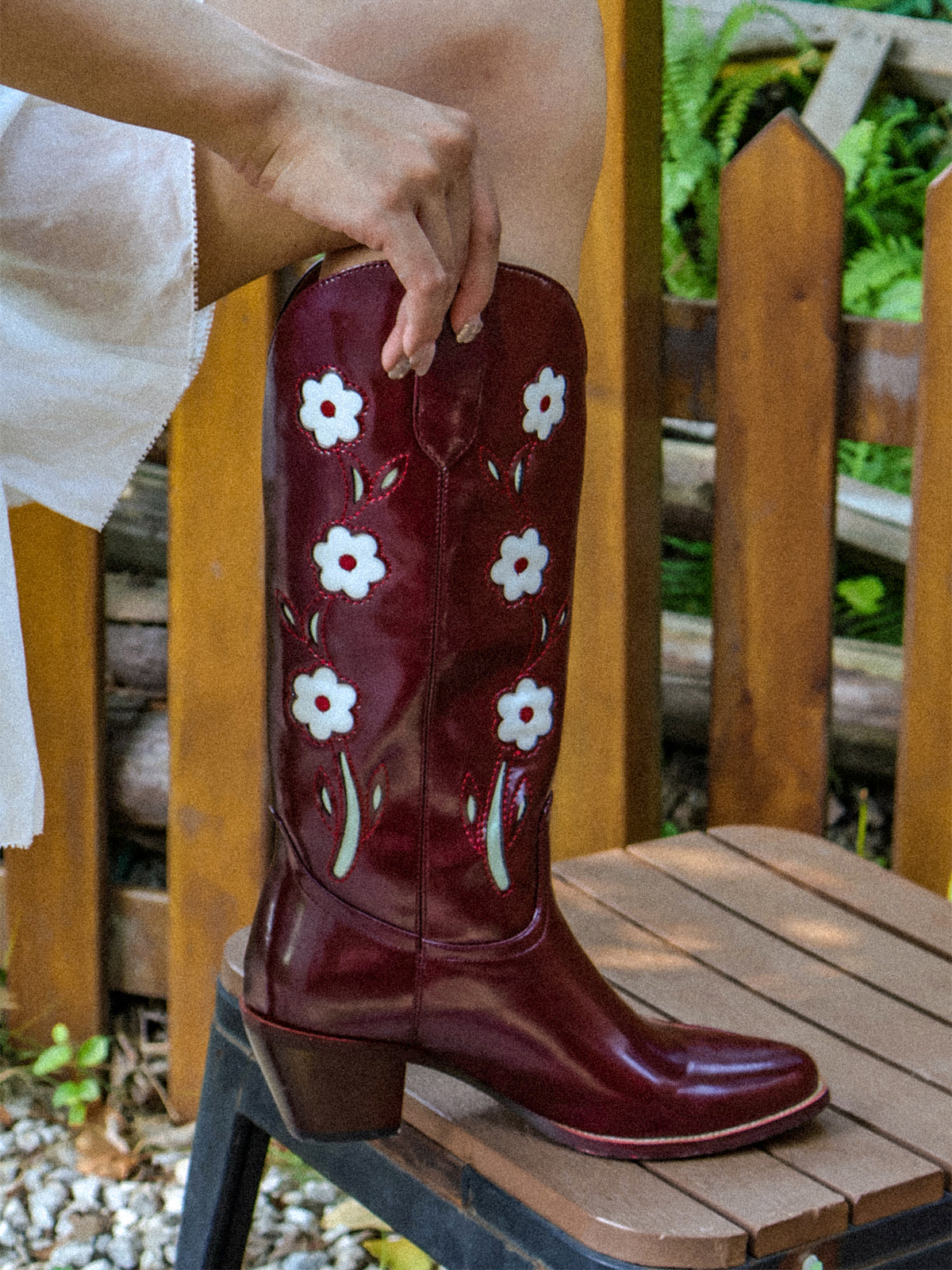 その他 Fleur.. Flower Inlay Cowgirl Wide Calf Western Boots In Glossy Dark Maroon