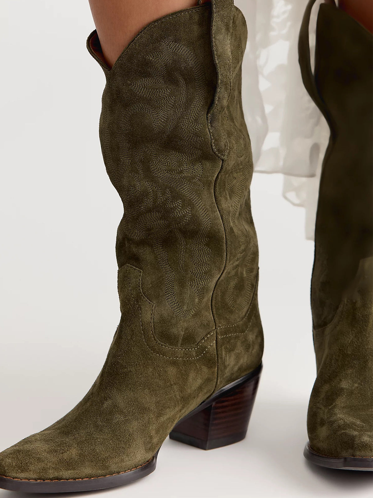 Snip-Toe Chic Western Embroidery Sleek Mid Calf Cowgirl Boots - Green Faux Suede