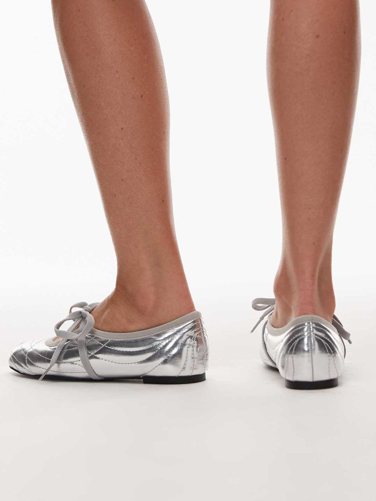 Metallic Silver Round-Toe Topstitching Lace Up Ballet Flats