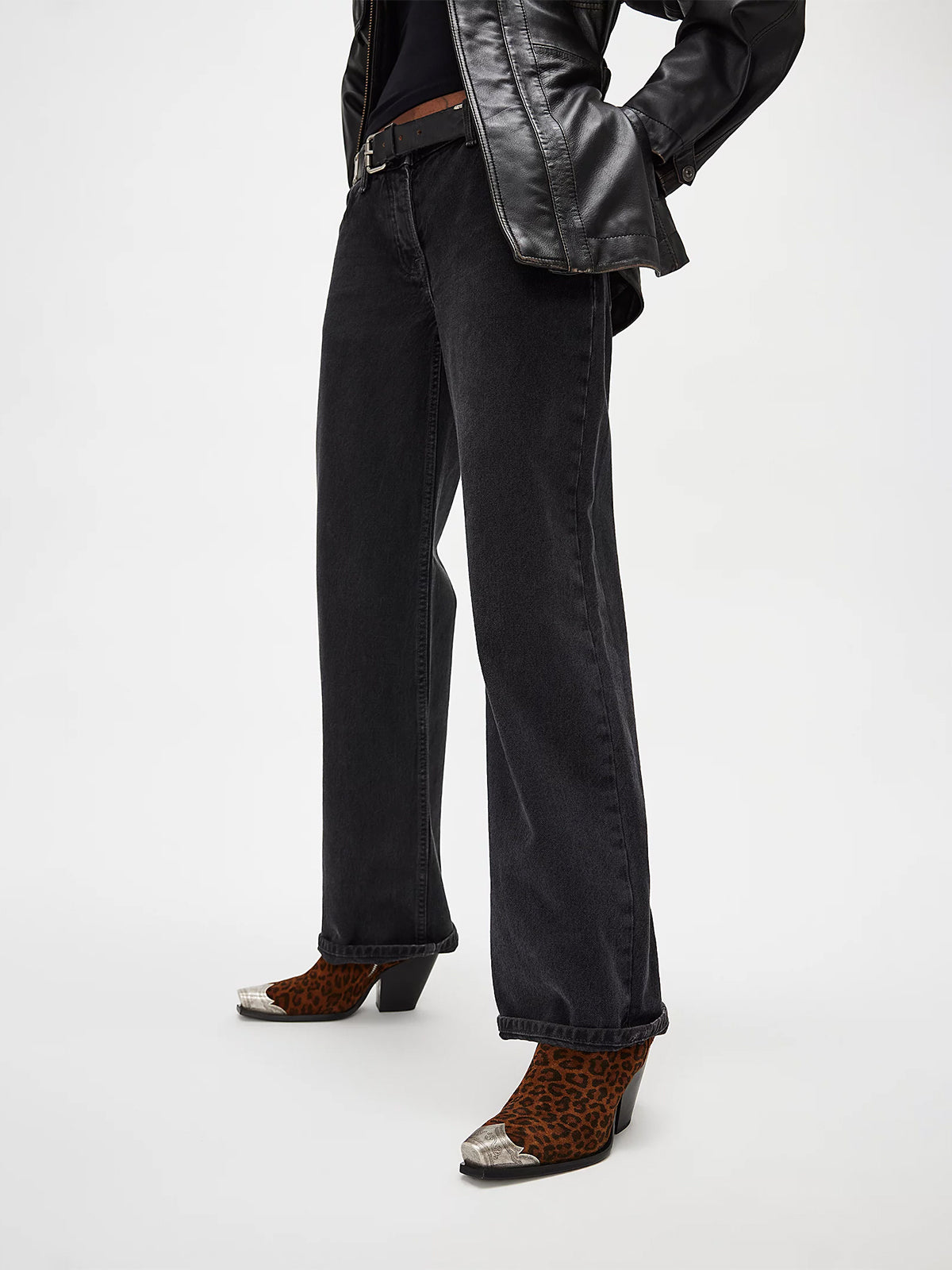 Класически каубойски боти с метални къси пръсти и цип - леопард