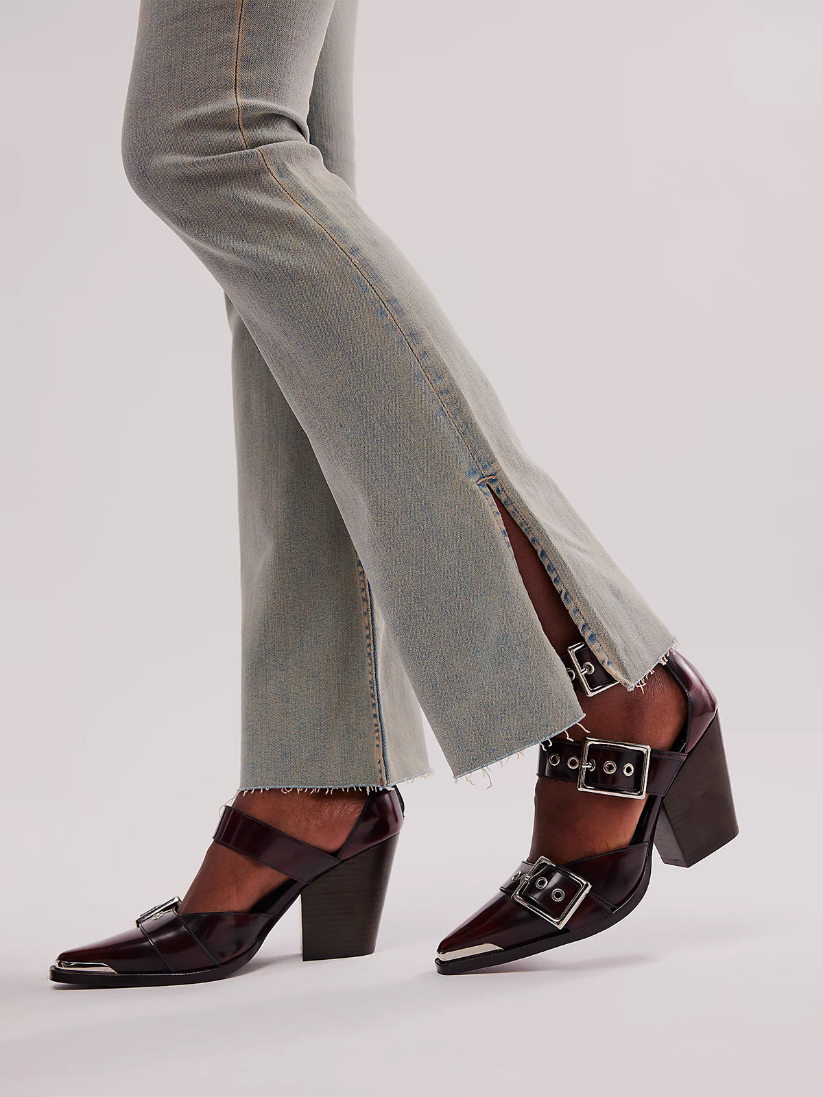 Pointed-Toe Three Buckled Straps Back Zip Chunky High Heels - Wine Red