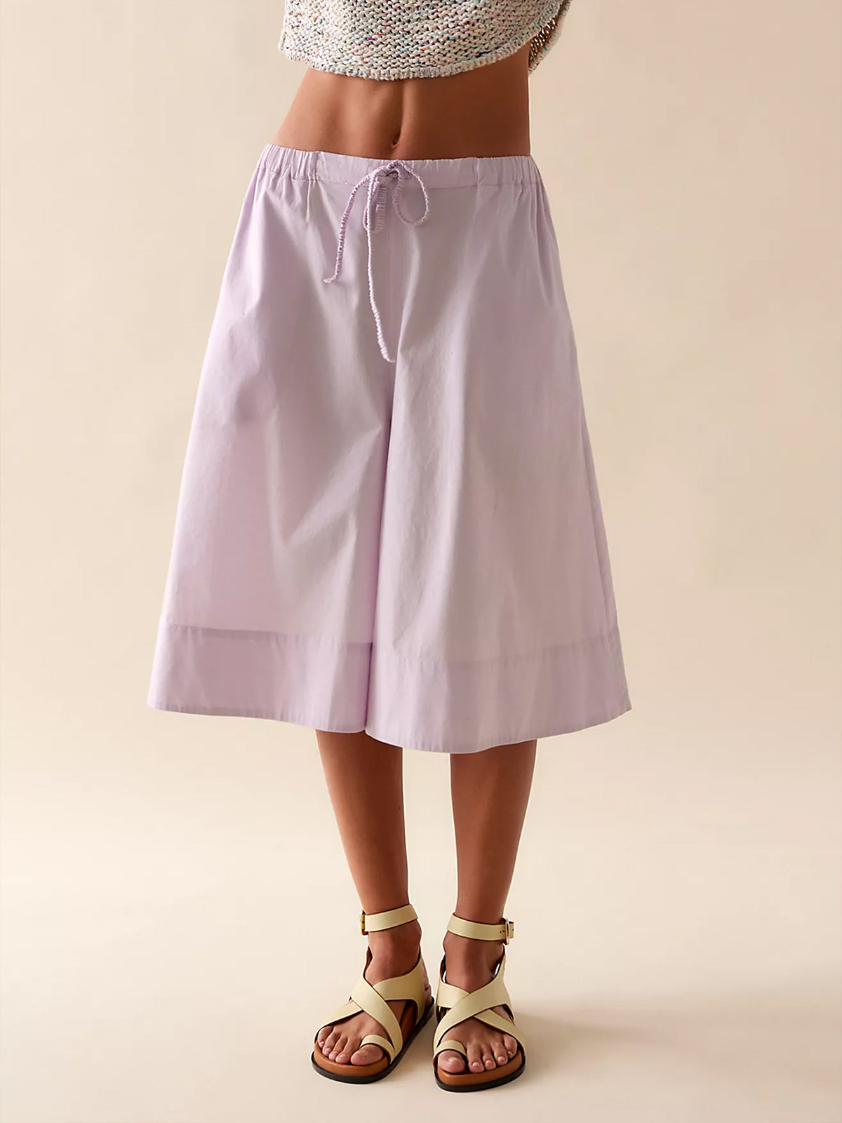 Yellow Round-Toe Criss-Cross And Ankle Straps Footbed Sandals