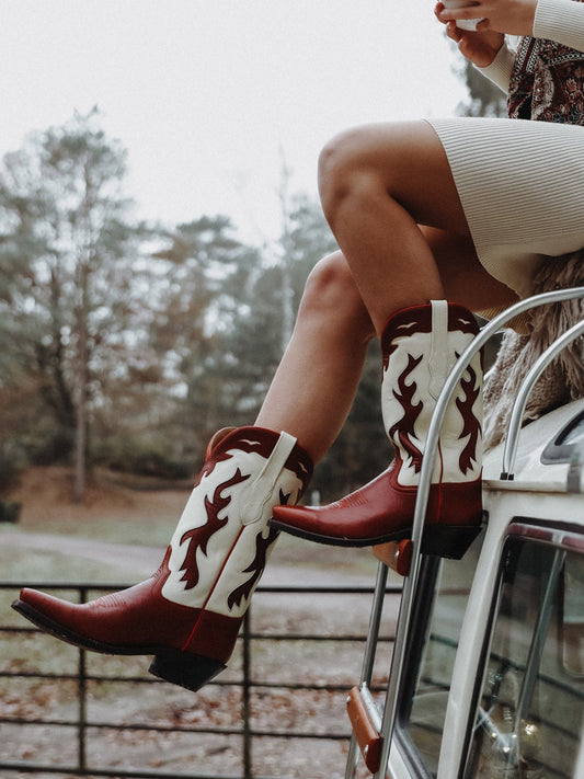 Western Embroidery Snip-Toe Mid Calf Cowgirl Boots In Red And Cream