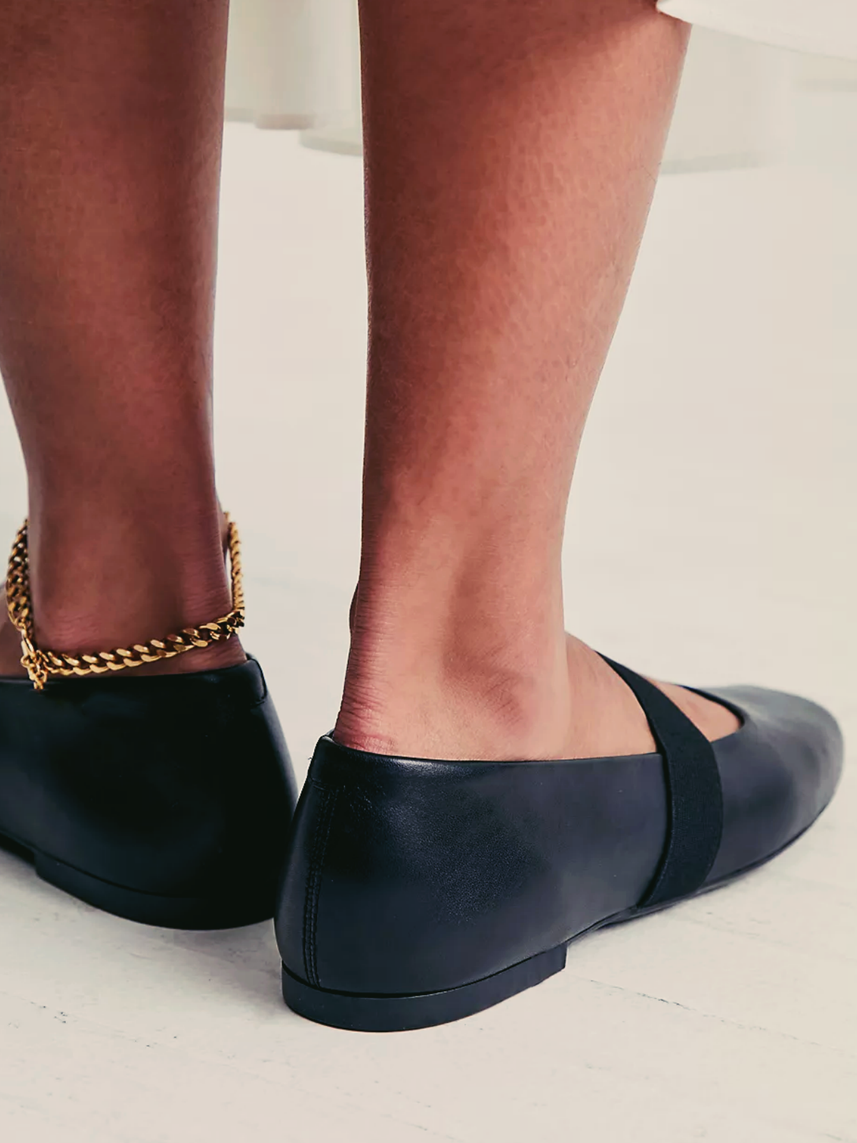 Black Square-Toe Flats Mary Janes With Wide Elastic Band