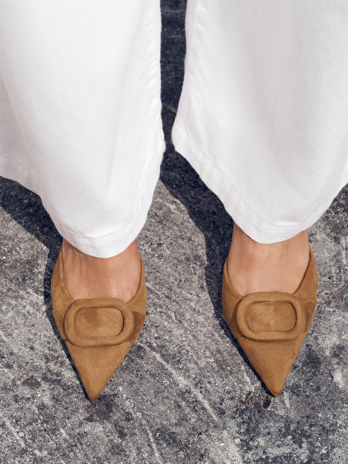 Brown Faux Suede Pointed-Toe Front Applique Slingback Kitten Heels