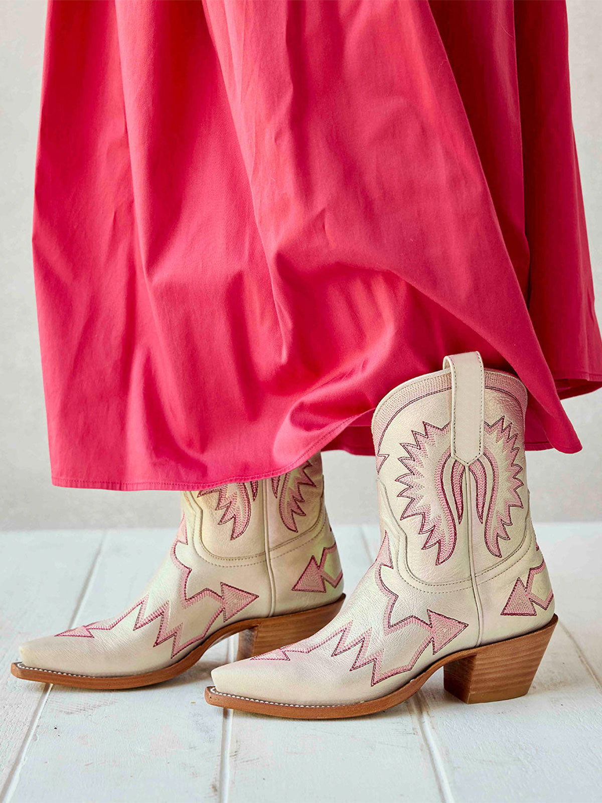 Jagged Embroidery Snip-Toe Cowgirl Ankle Booties - Metallic Light Pink