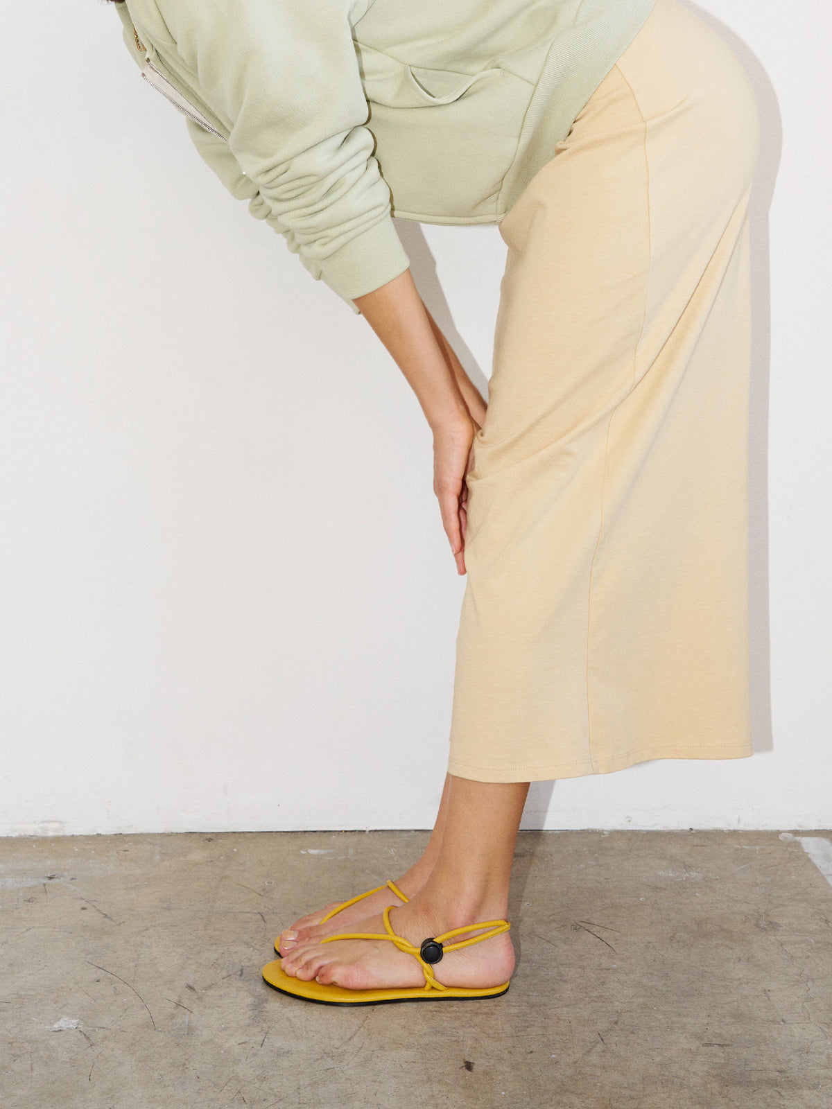 Yellow Round-Toe Flip-Flops String Detail Slip-On Flats