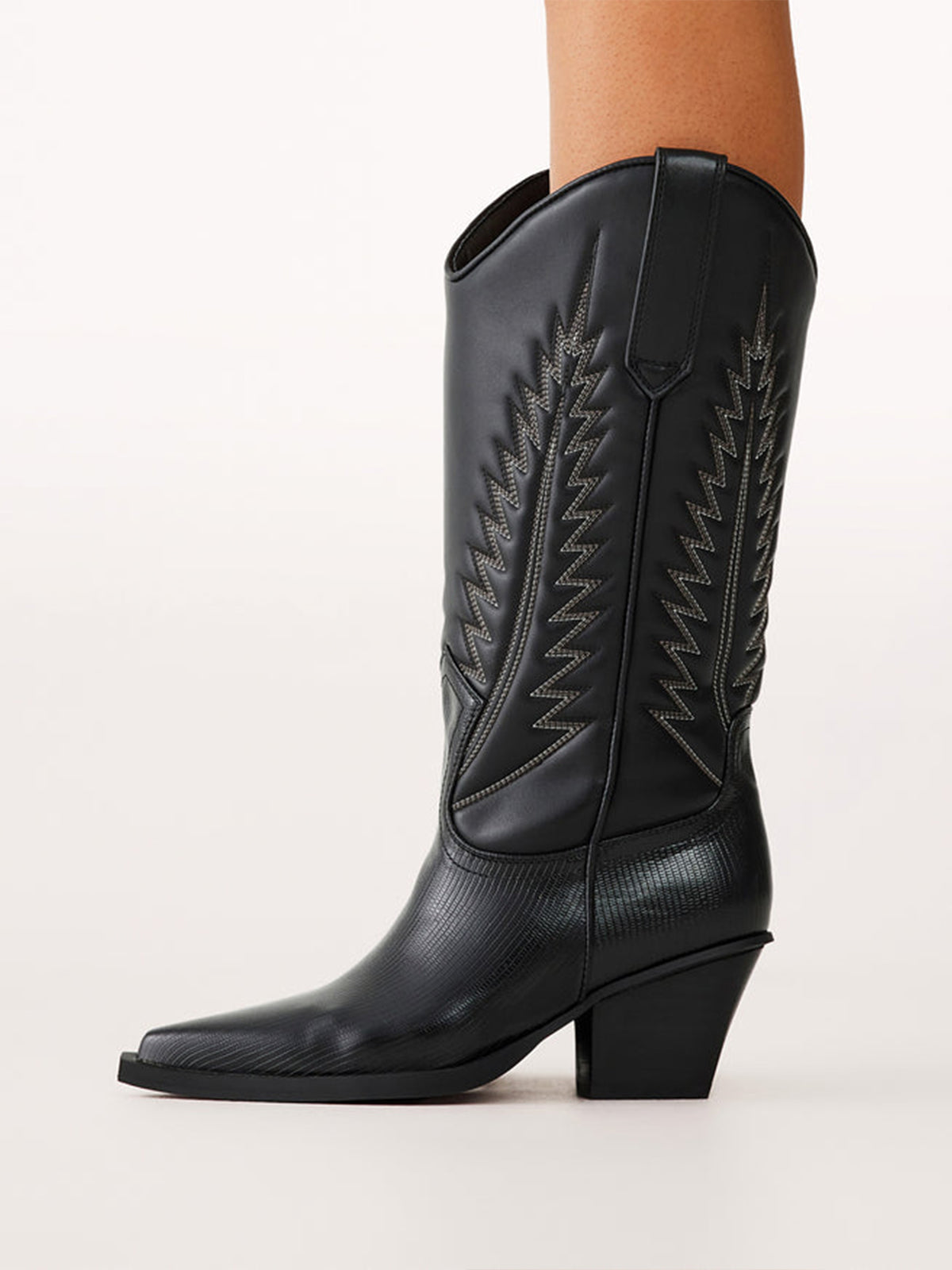 Black Pointed-Toe Embroidery Western Mid Calf Cowgirl Boots