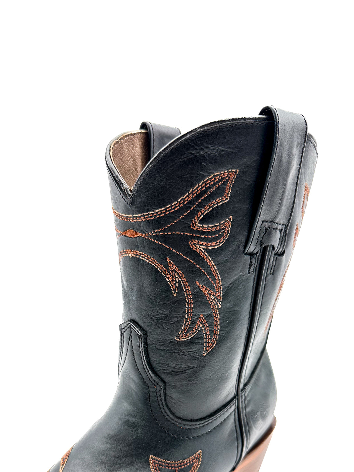 Black Snip-Toe Classic Embroidery Ankle Cowgirl Booties
