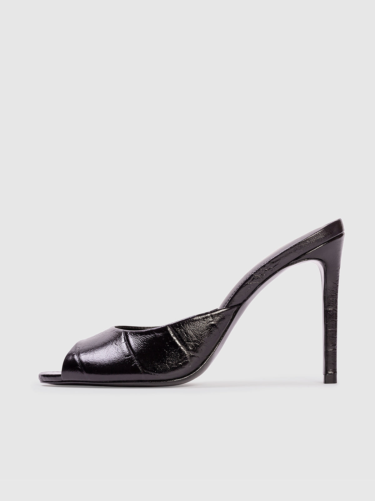 Black Round-Toe Crocodile Print Simple High Heels