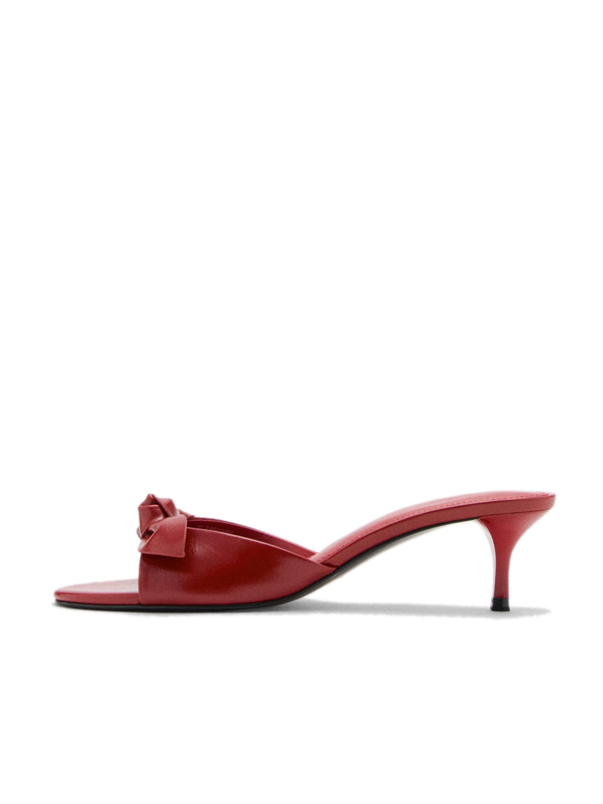 Red Round-Toe Simple Kitten Heels With Bow