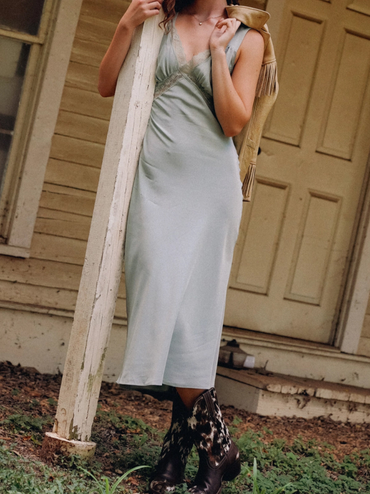 Brown Cowhide-Patterned Horsehair Snip-Toe Mid Calf Cowgirl Boots