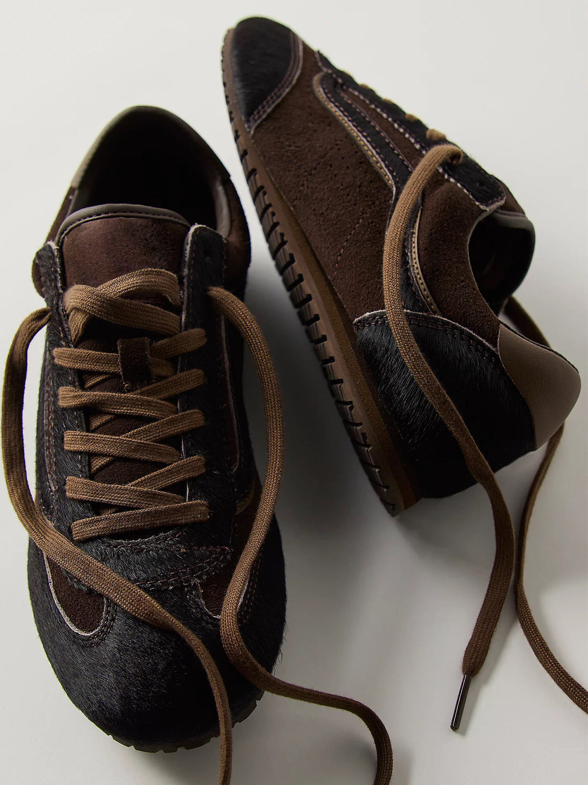 Brown Round-Toe Lace-Up Chic Classic Sneakers Flats