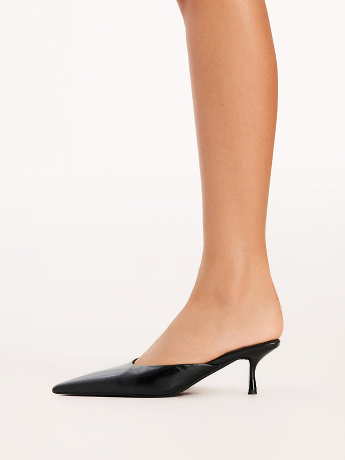 Black Pointed-Toe Simple Slip-On Kitten Heels