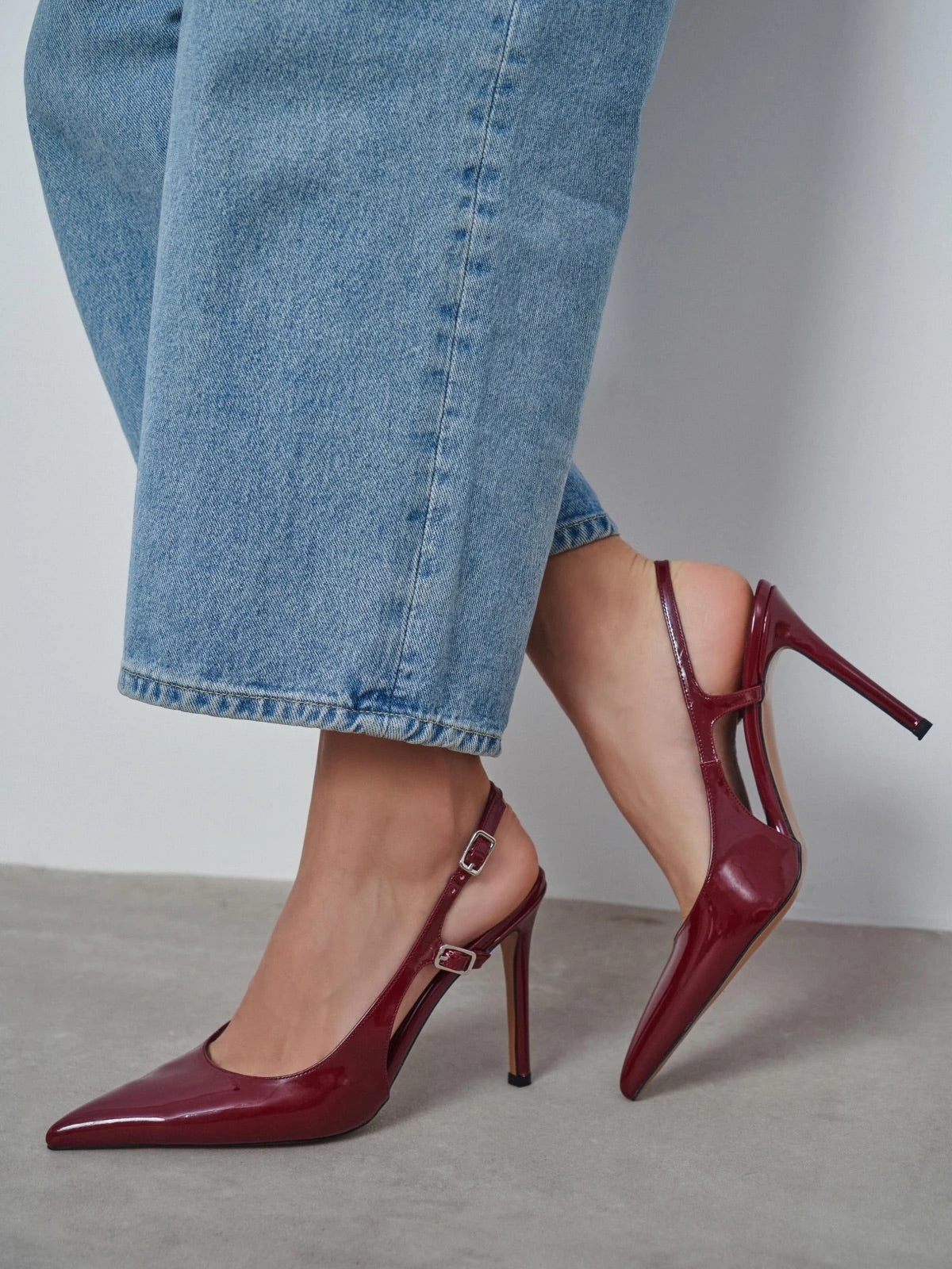 Patent Leather Pointed-Toe Buckle Back Strap Chic High Heels - Burgundy