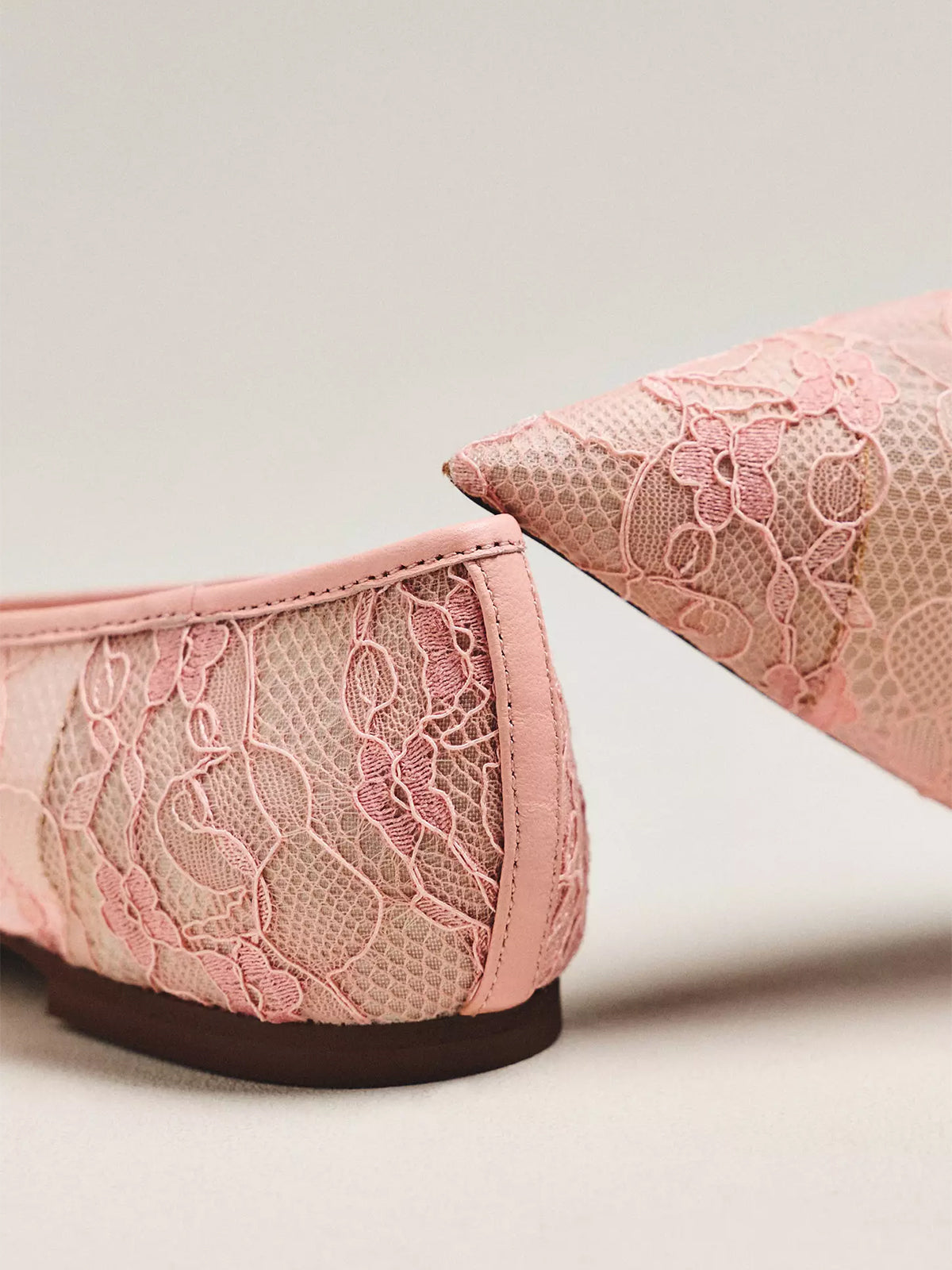 Pink Lace Mesh Pointed-Toe Slip-On Classic Flats