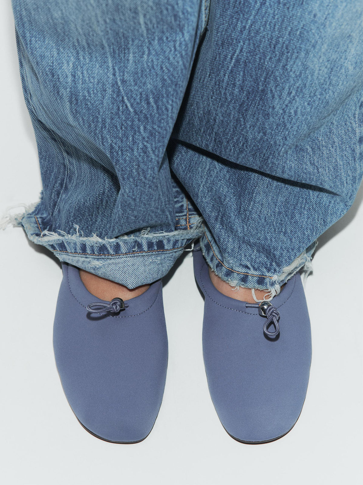 Blue Elastic Fabric Round-Toe Adjustable Front Pull Tab Ballet Flats
