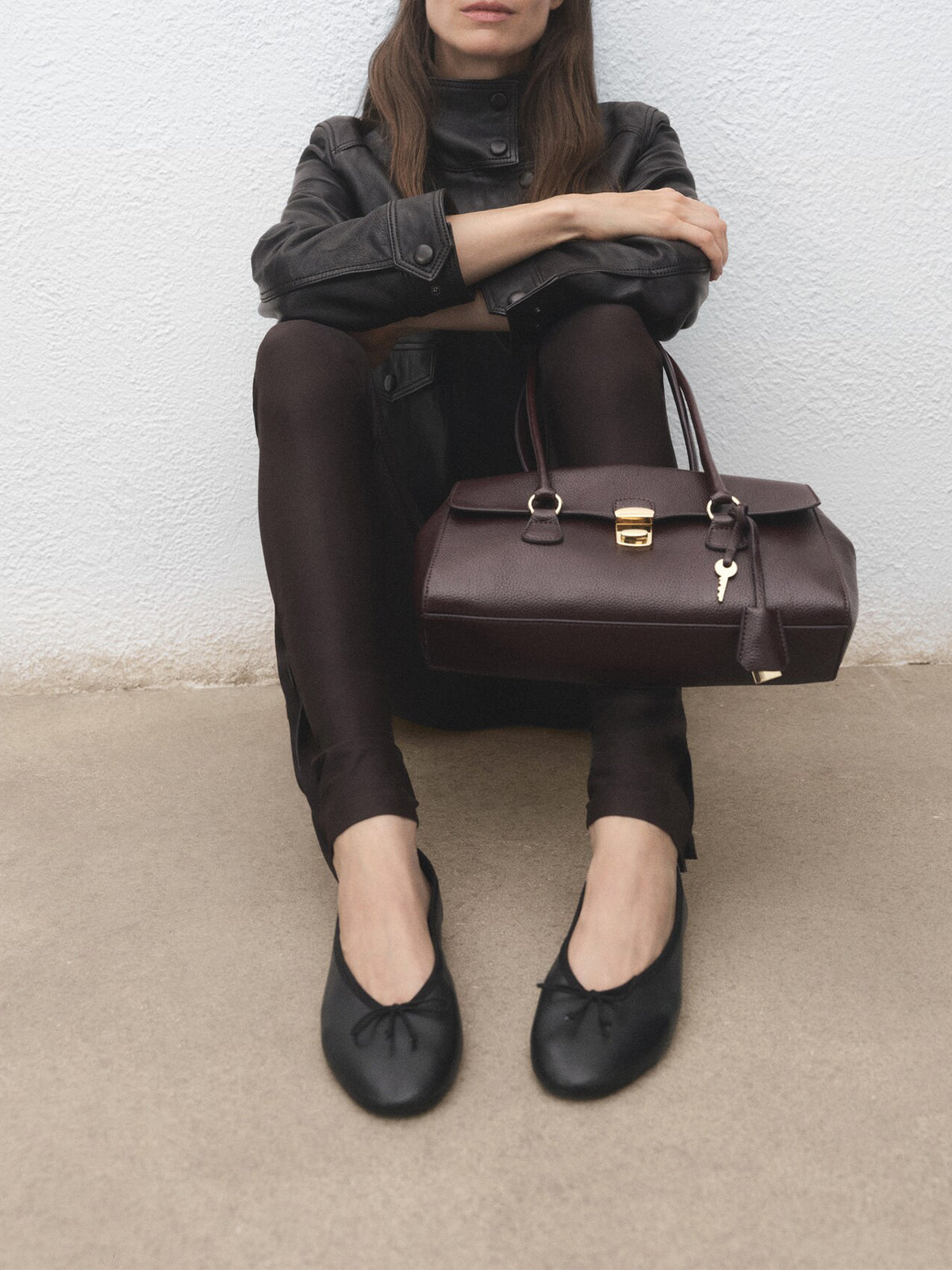 Black Vegan Leather Round-Toe Classic Ballet Flats With Front Bow