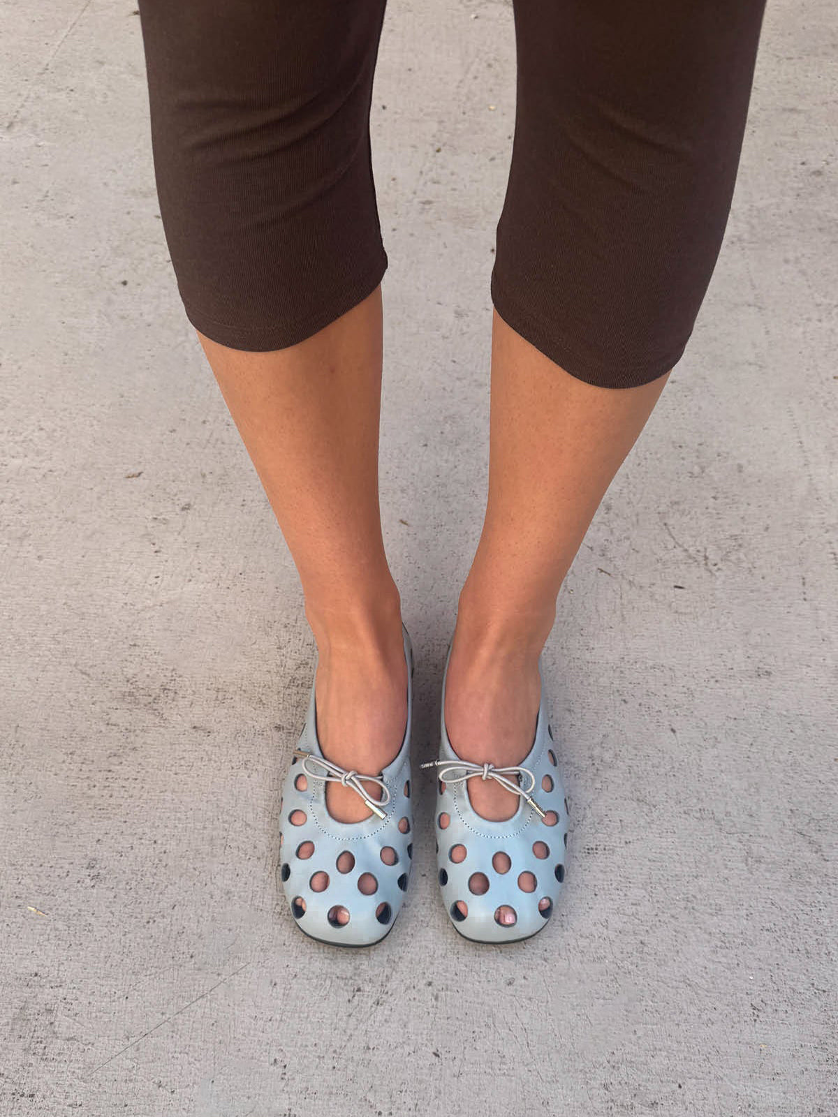 Blue Square-Toe Cut Out And Front Bow Chic Ballet Flats