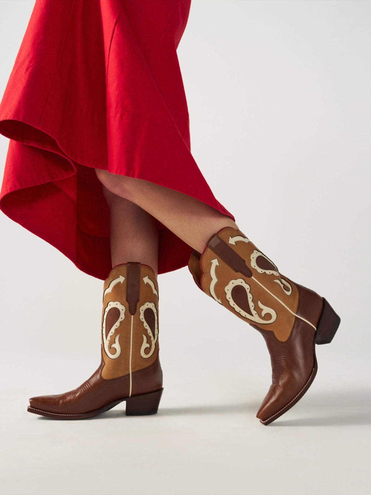 Contrast Brown And Tan Snip-Toe Chic Inlay Mid Calf Cowgirl Boots