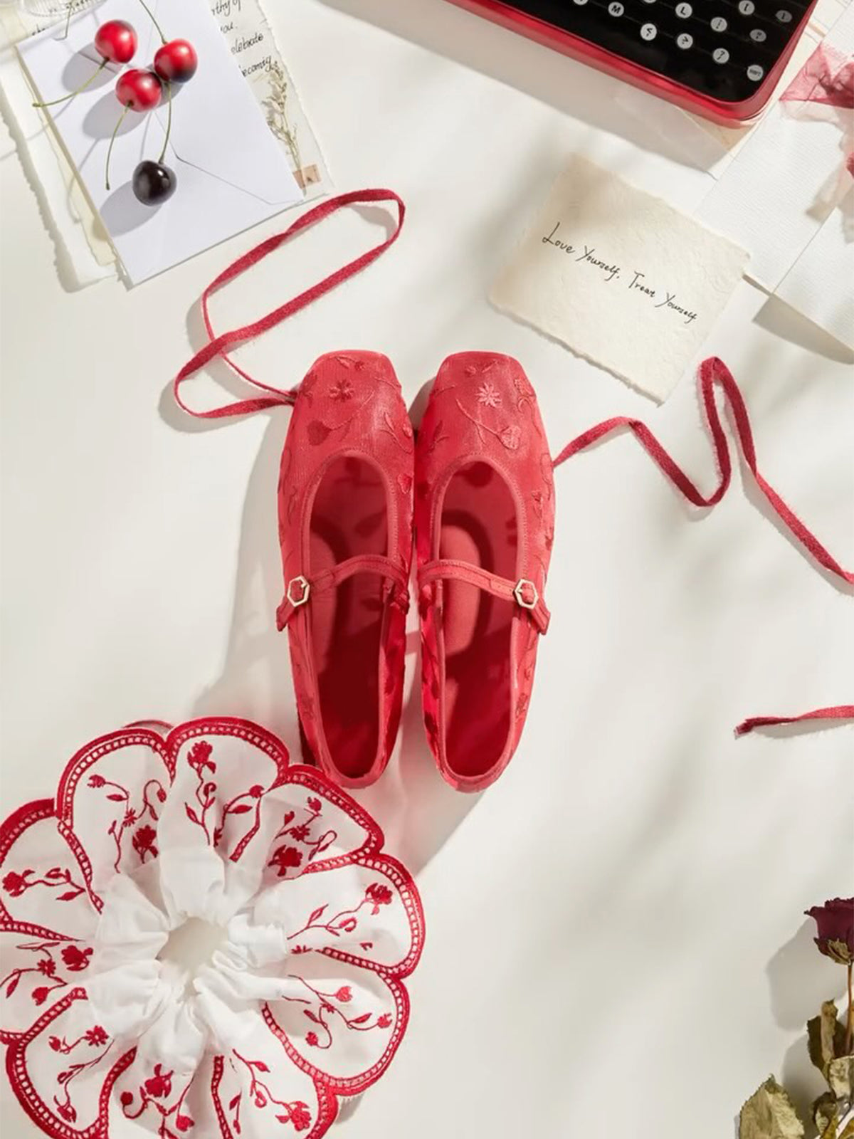 Mesh And Satin Square-Toe Floral Embroidery Mary Jane Flats - Red