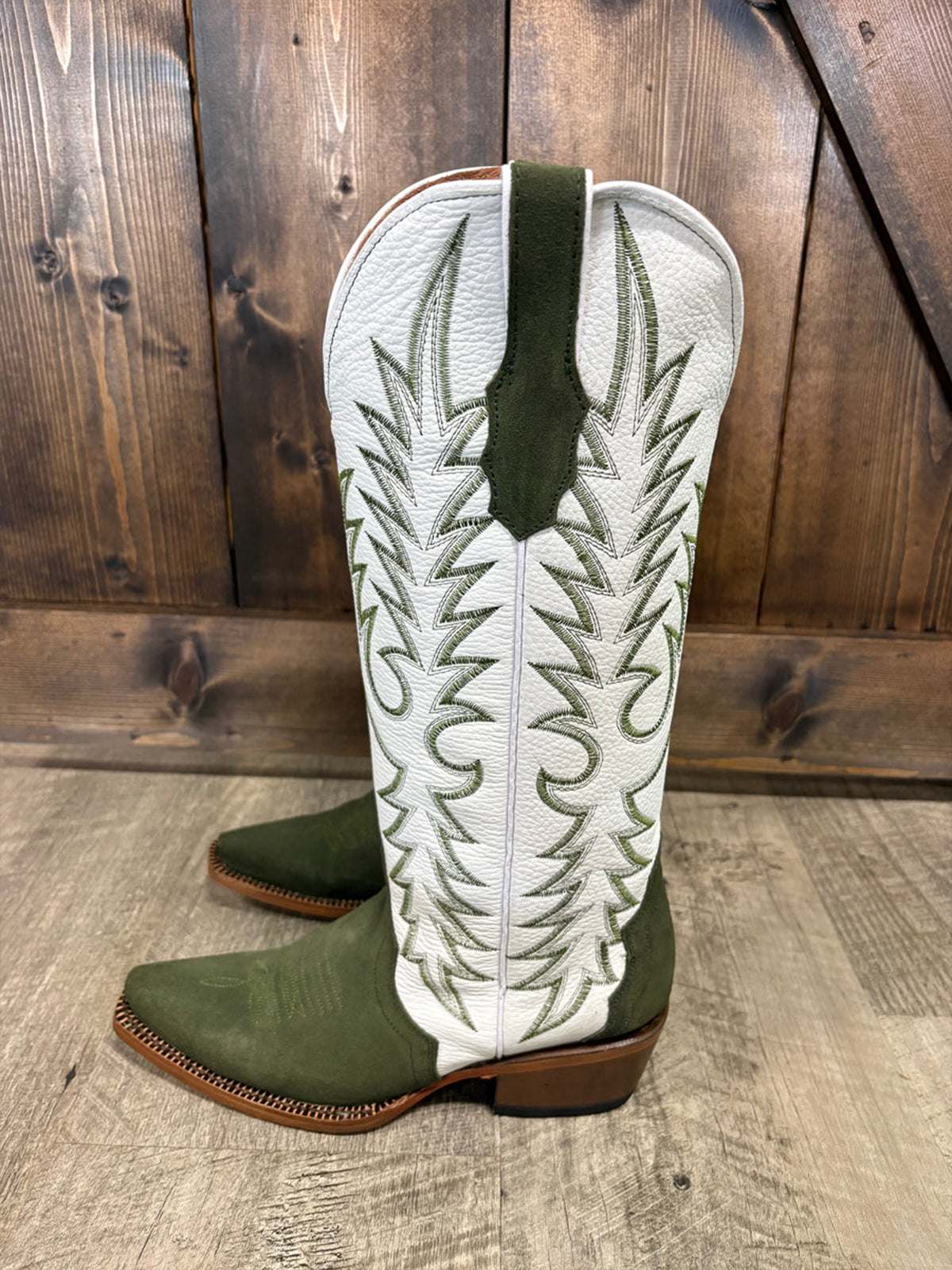 Contrast White And Green Snip-Toe Classic Embroidery Wide Calf Knee High Cowgirl Boots
